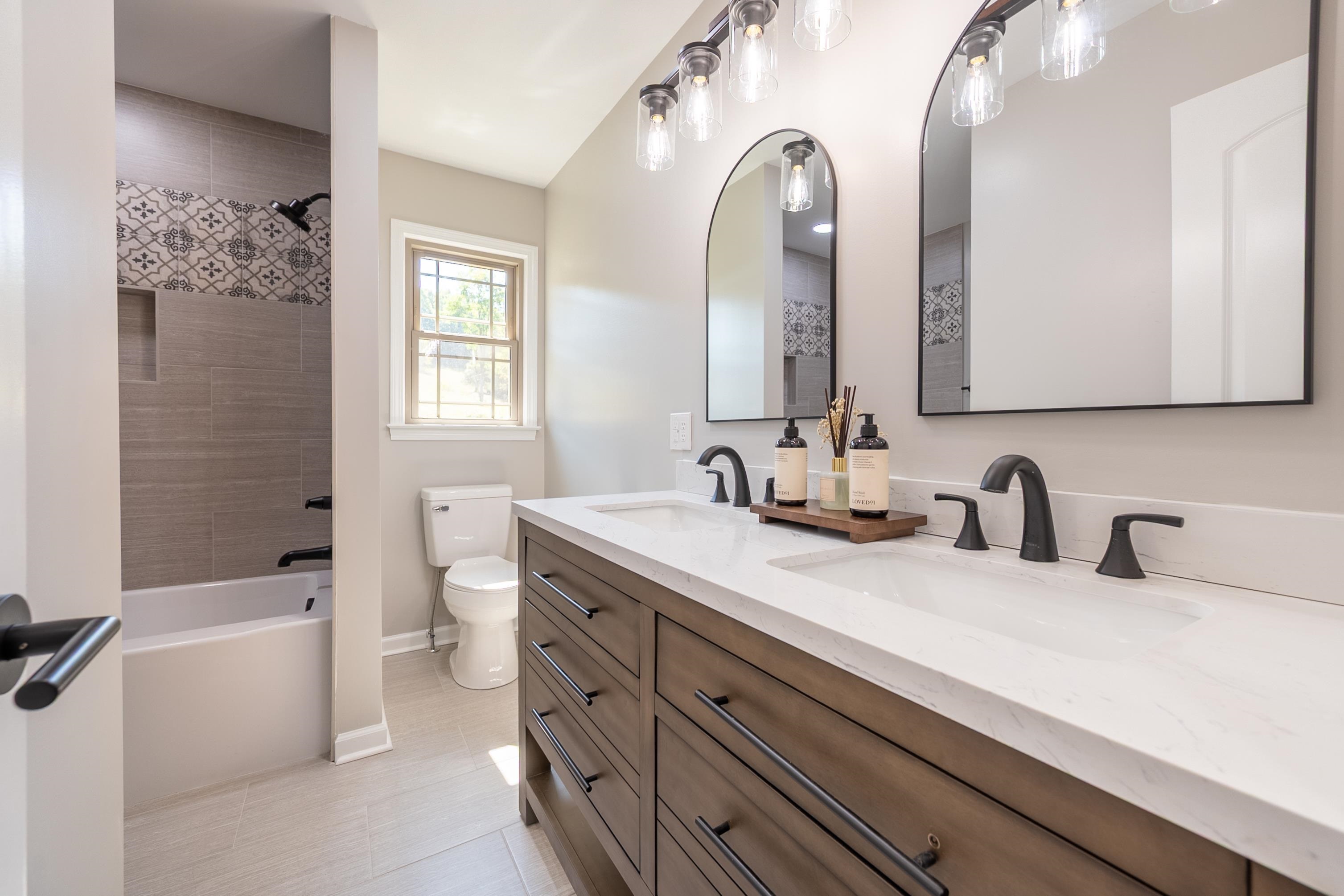 983 Sanders Mines Road Fort Chiswell VA 24360