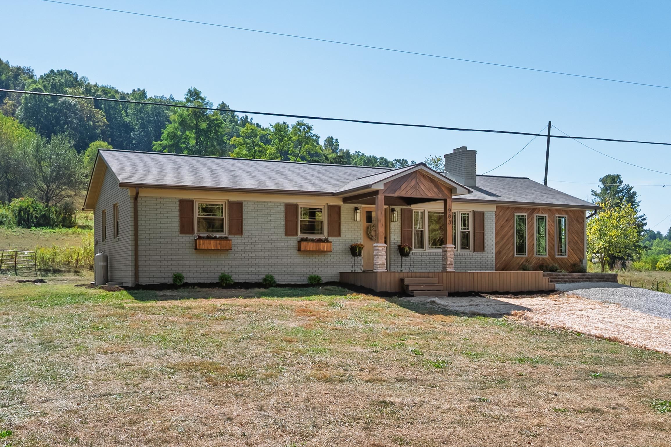 983 Sanders Mines Road Fort Chiswell VA 24360