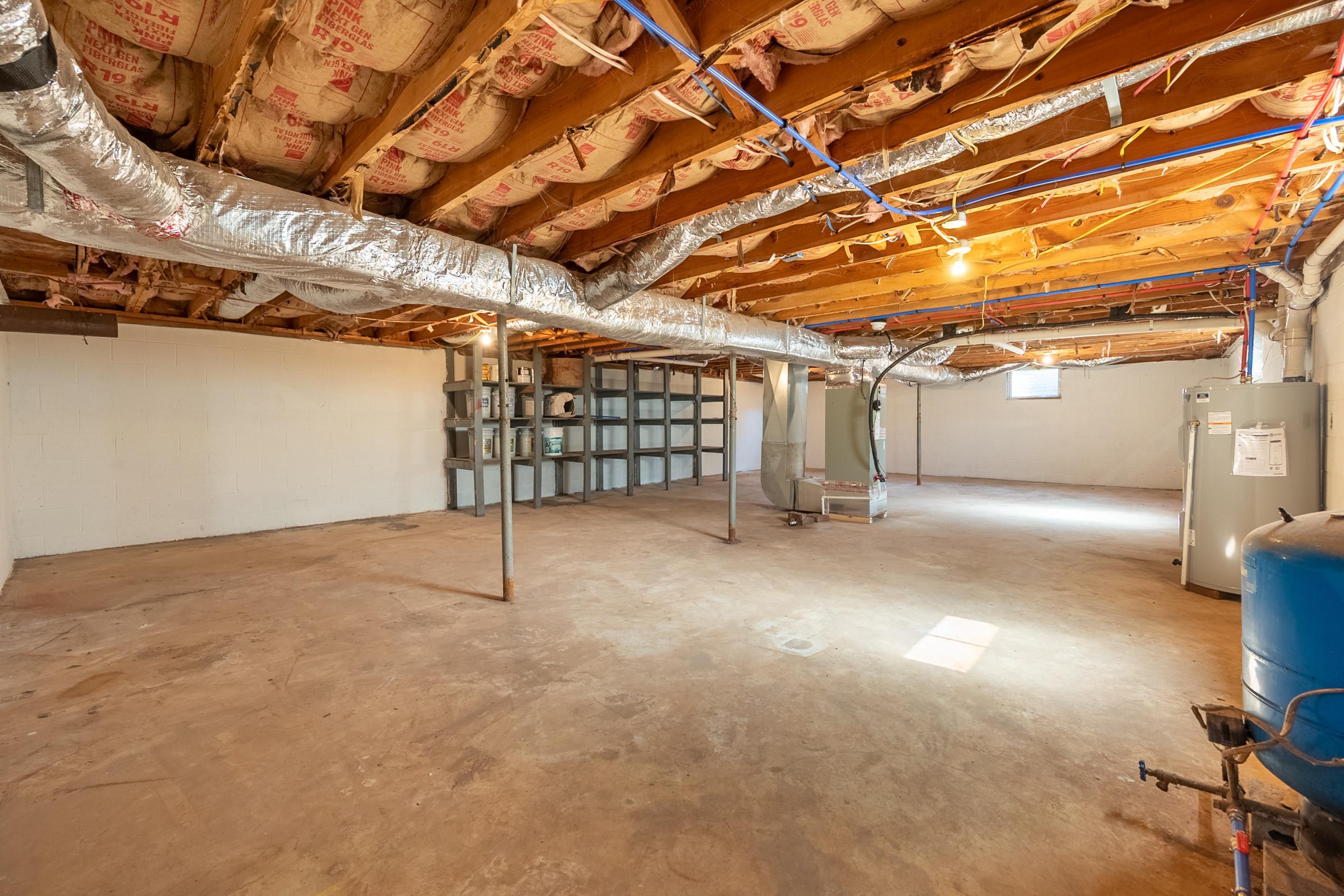 983 Sanders Mines Road Fort Chiswell VA 24360