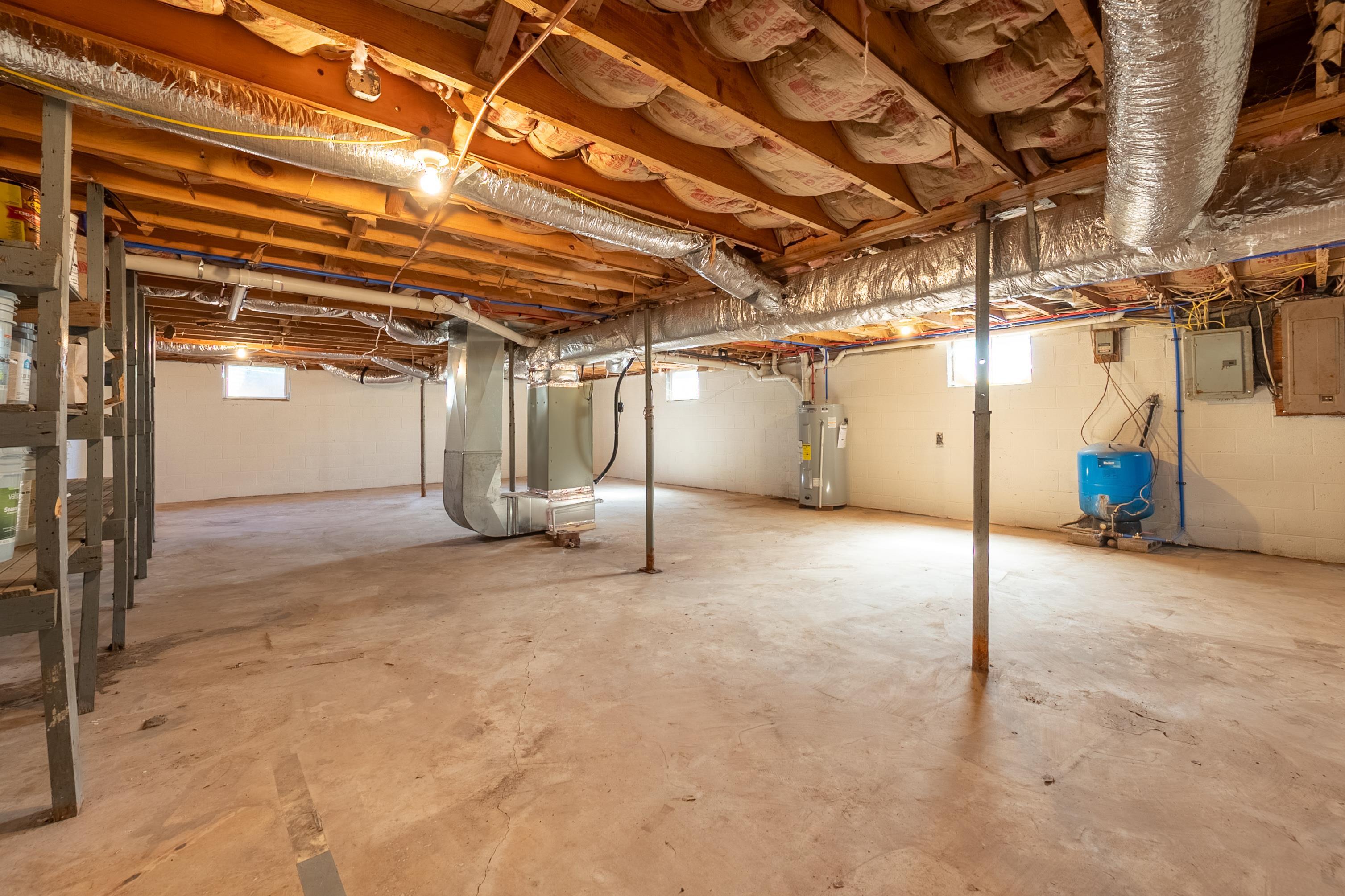 983 Sanders Mines Road Fort Chiswell VA 24360