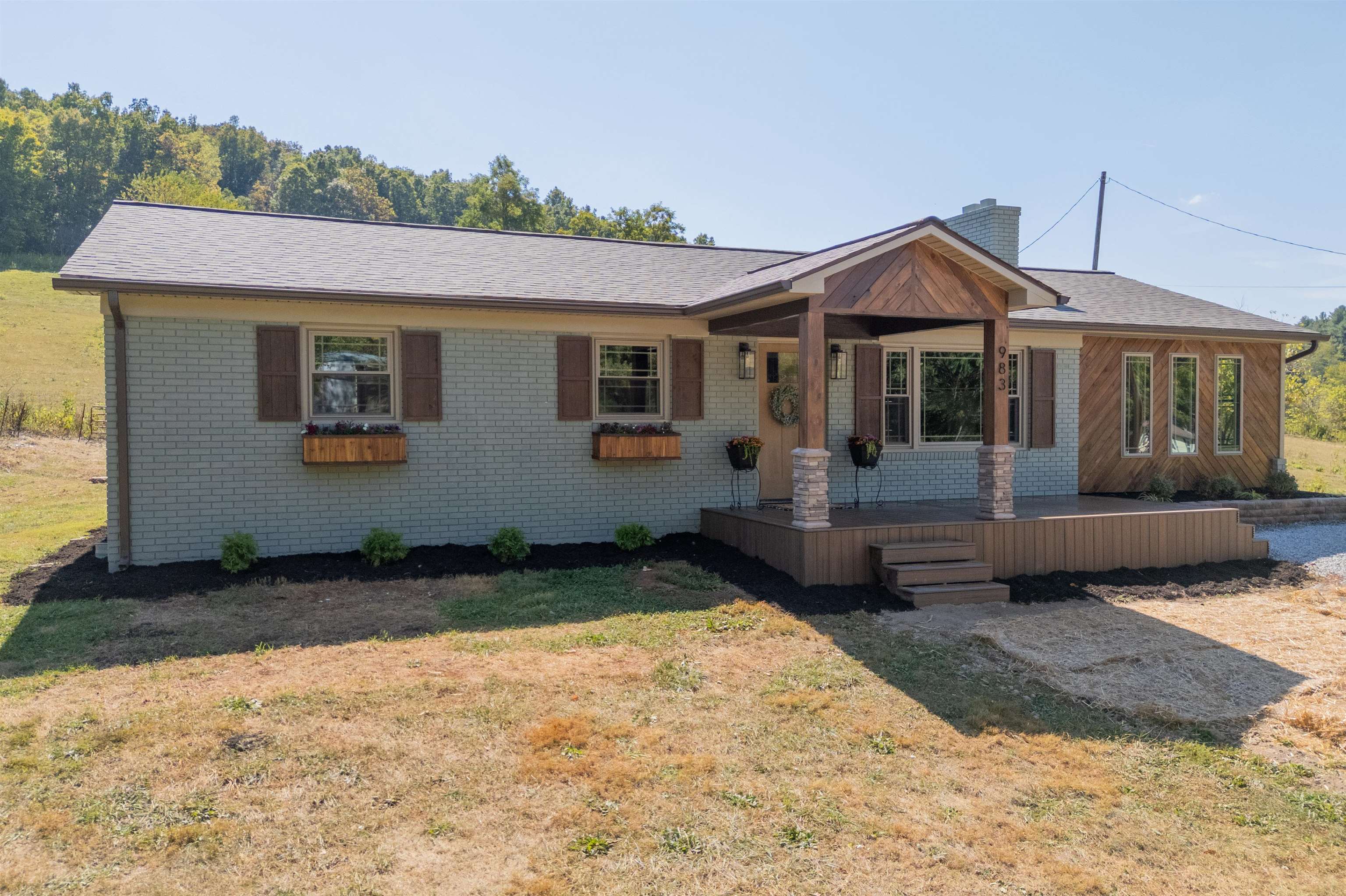 983 Sanders Mines Road Fort Chiswell VA 24360