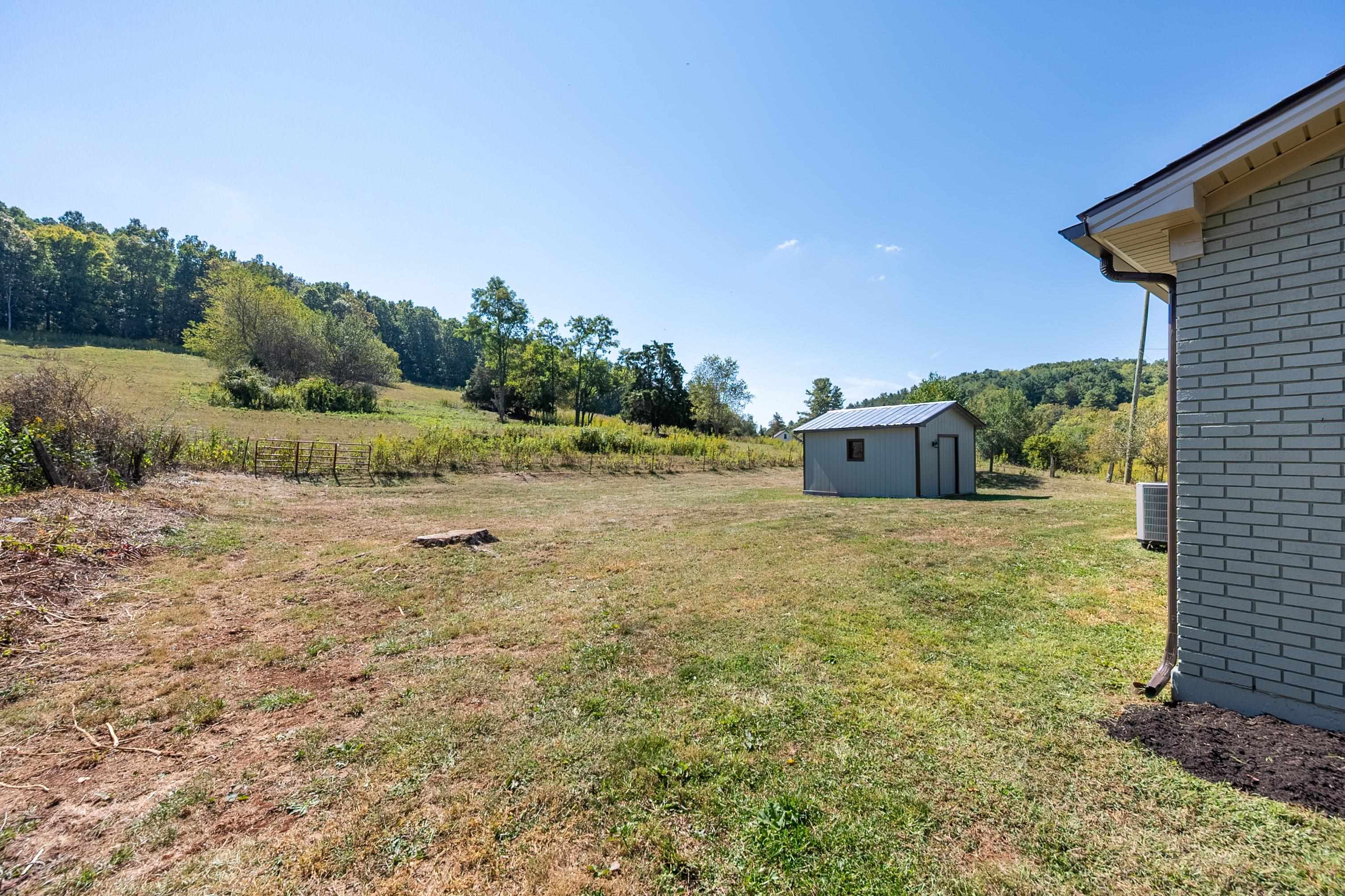 983 Sanders Mines Road Fort Chiswell VA 24360