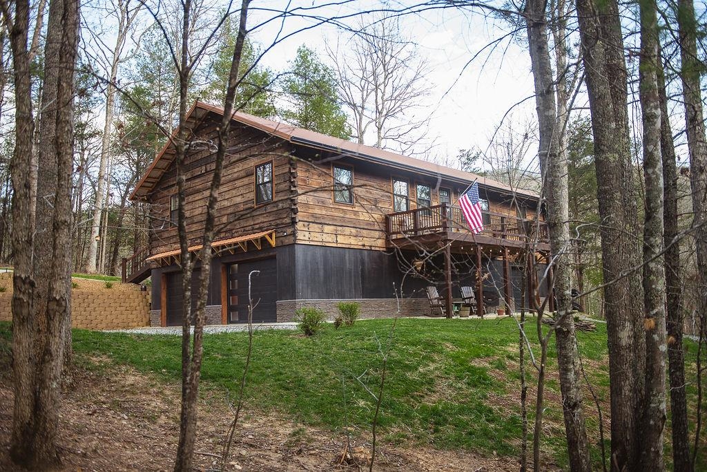 467 River Oaks Drive Austinville VA 24312
