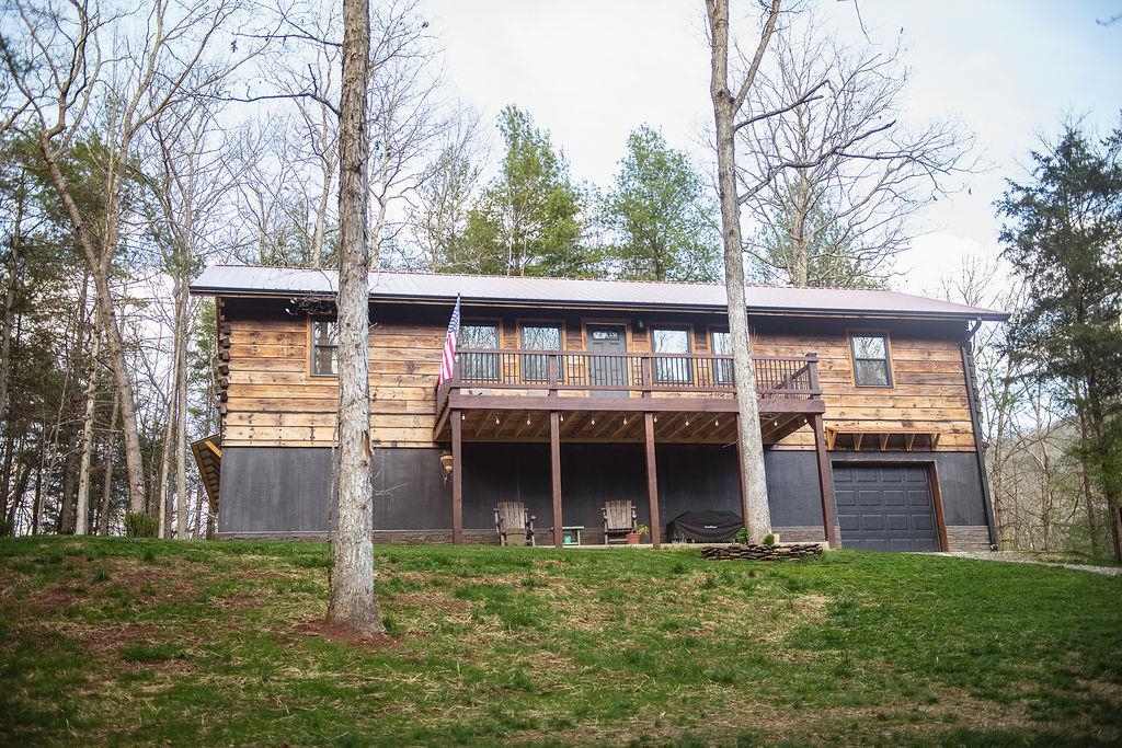 467 River Oaks Drive Austinville VA 24312