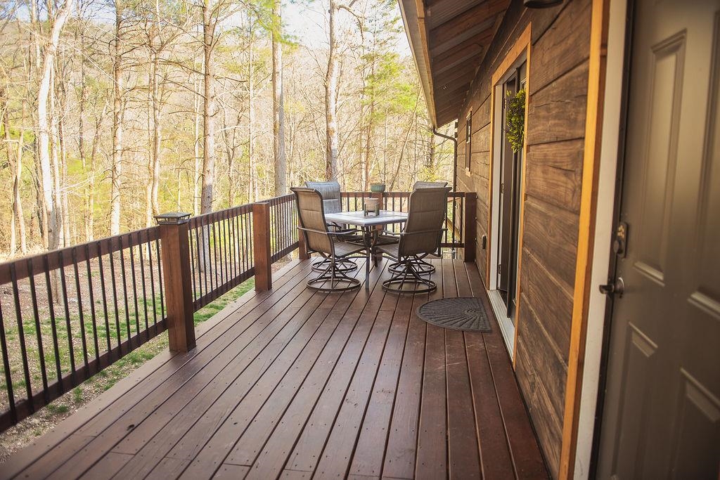 467 River Oaks Drive Austinville VA 24312
