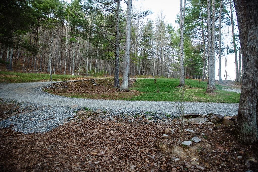 467 River Oaks Drive Austinville VA 24312