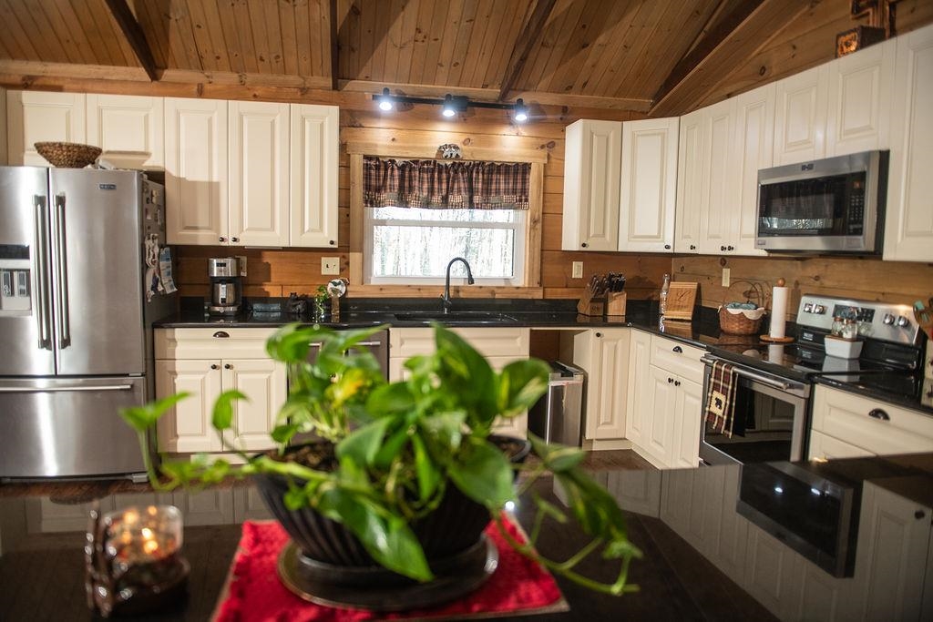 467 River Oaks Drive Austinville VA 24312