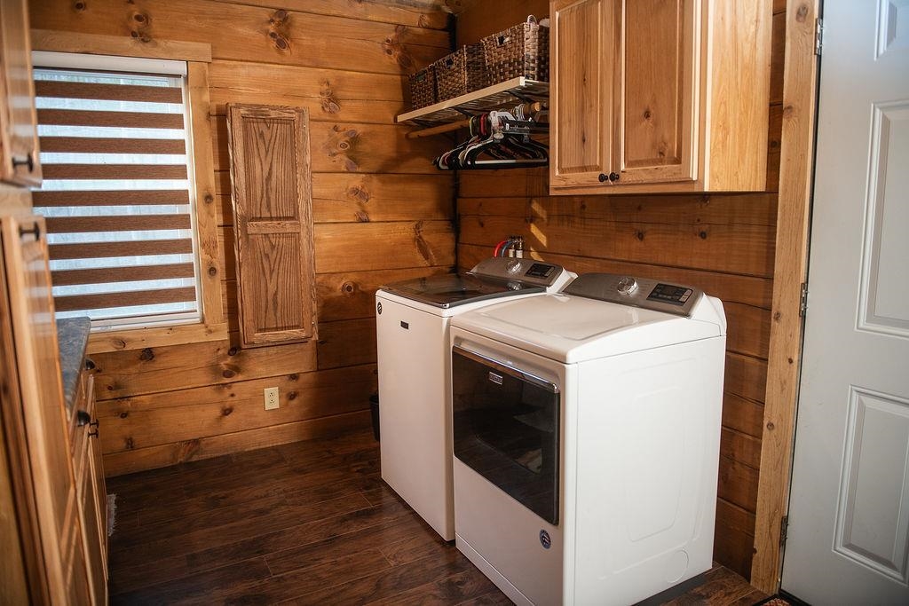 467 River Oaks Drive Austinville VA 24312