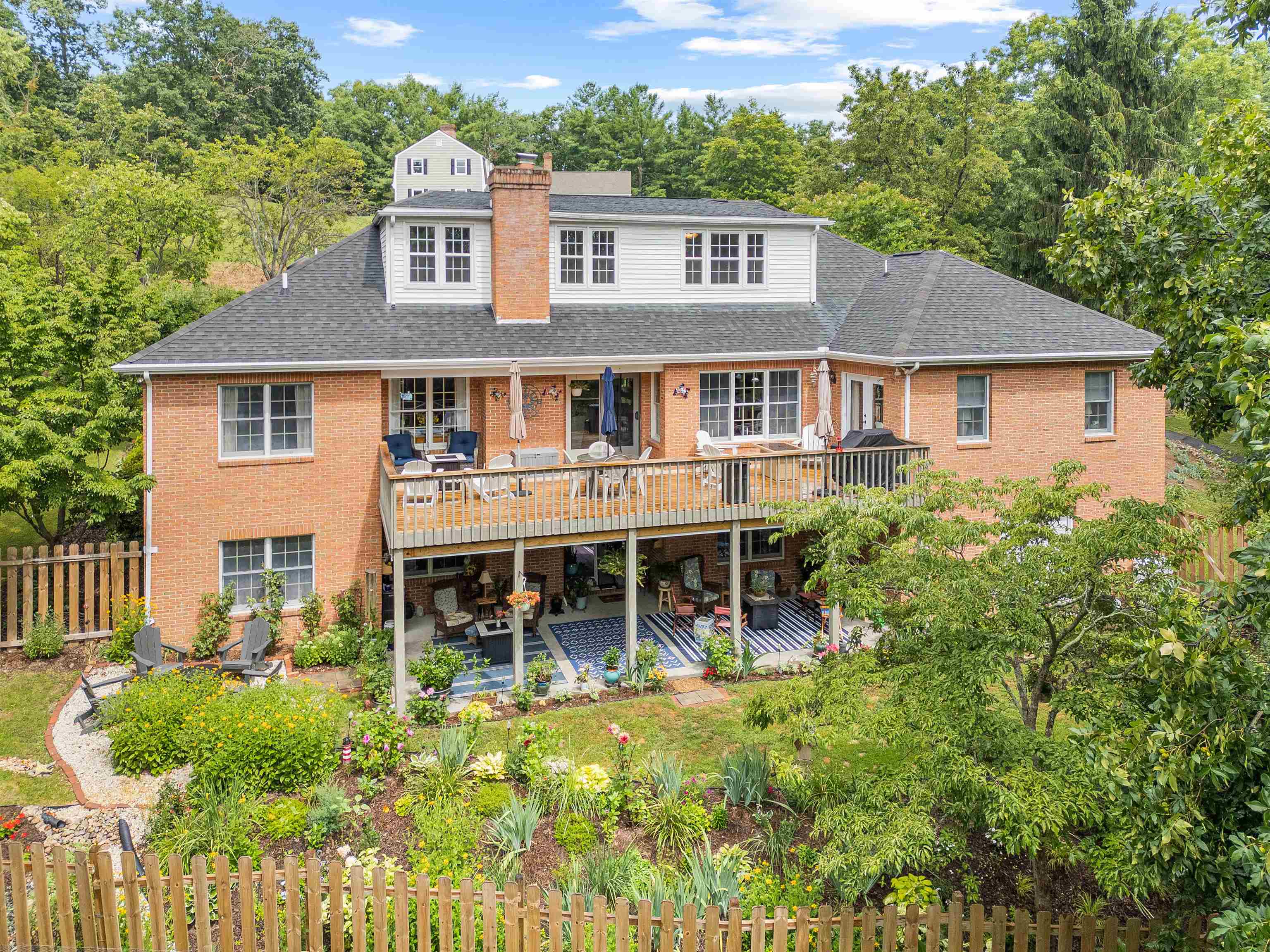 110 Charmont Drive Radford VA 24141