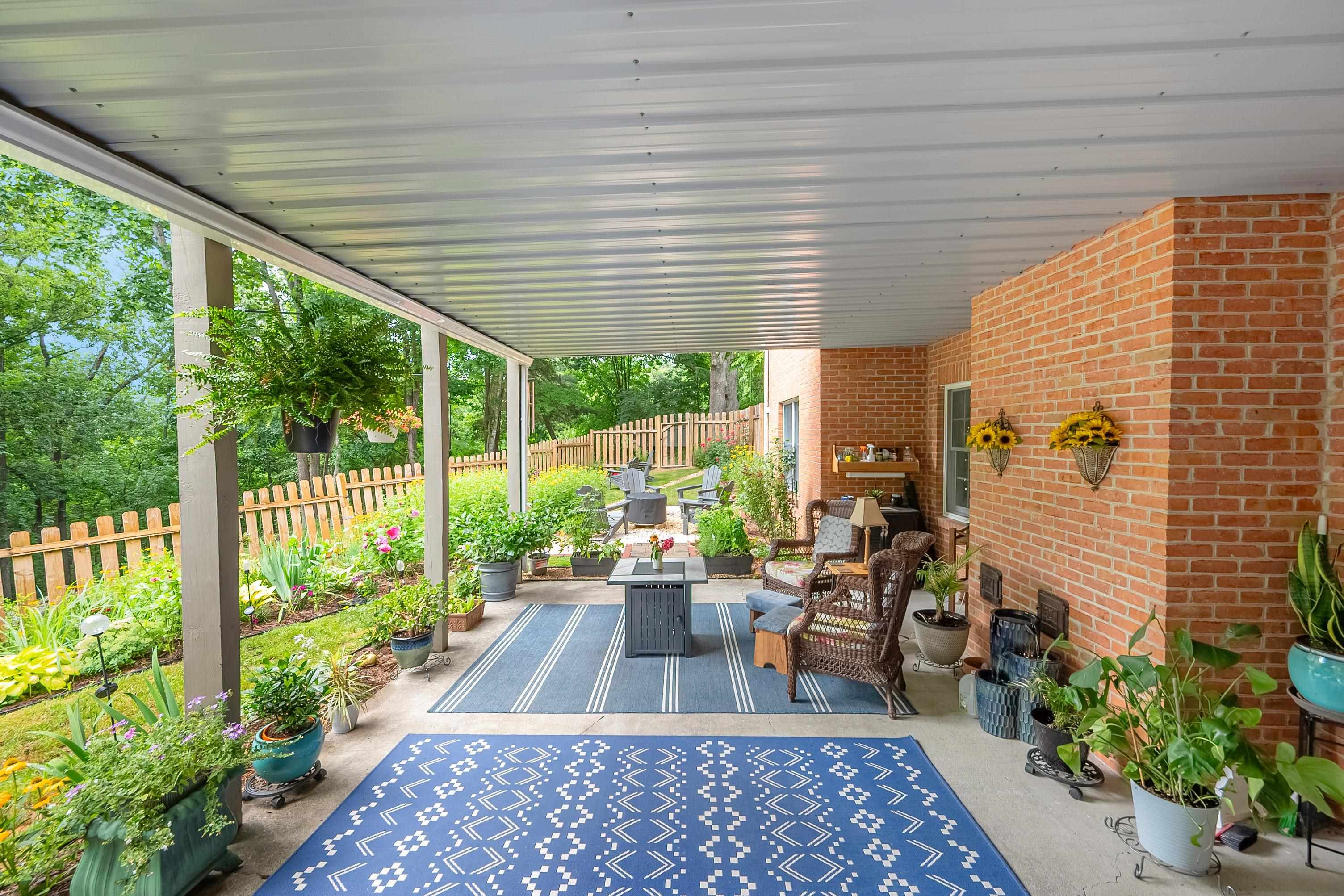 110 Charmont Drive Radford VA 24141