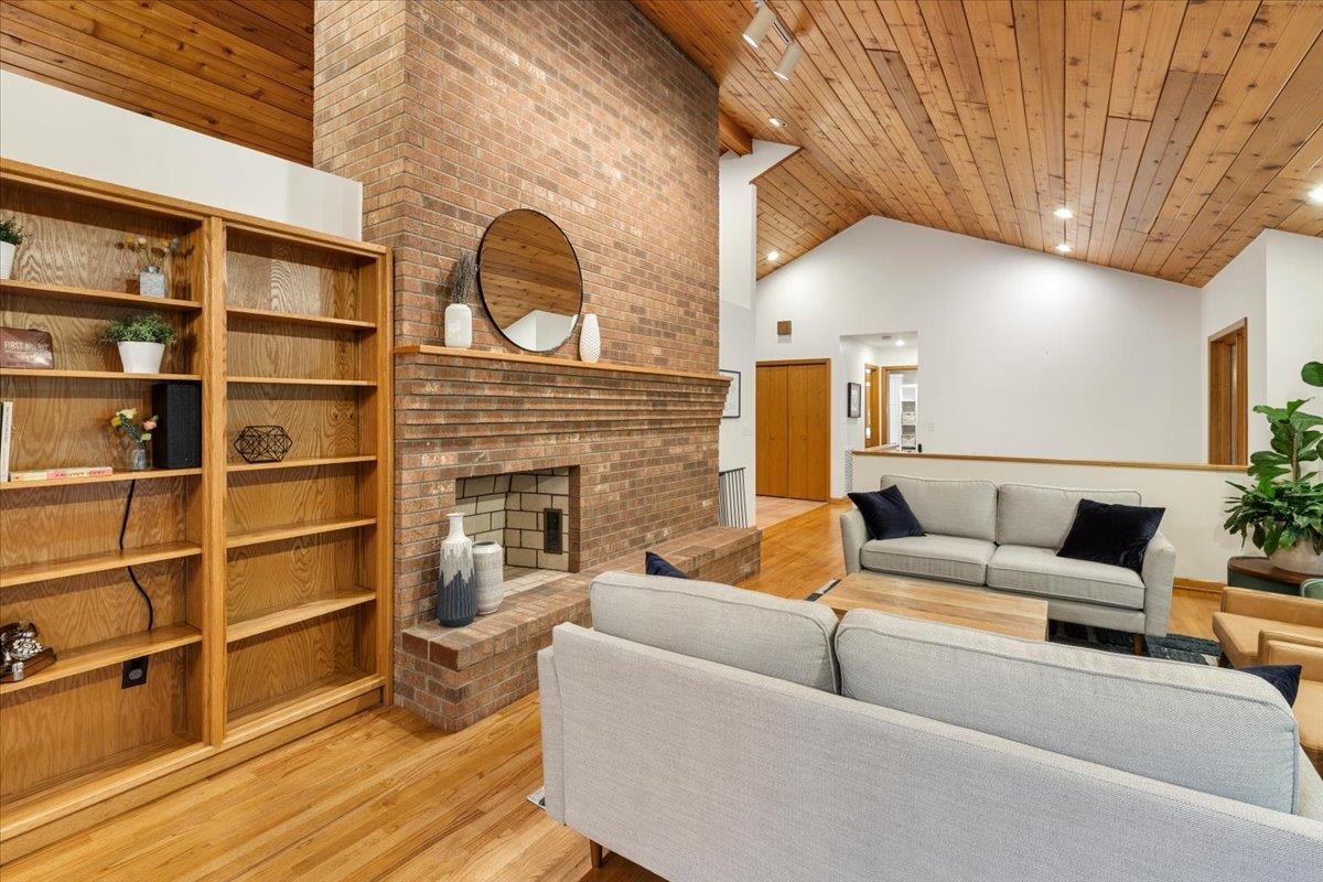 1102 Deerfield Drive Blacksburg VA 24060