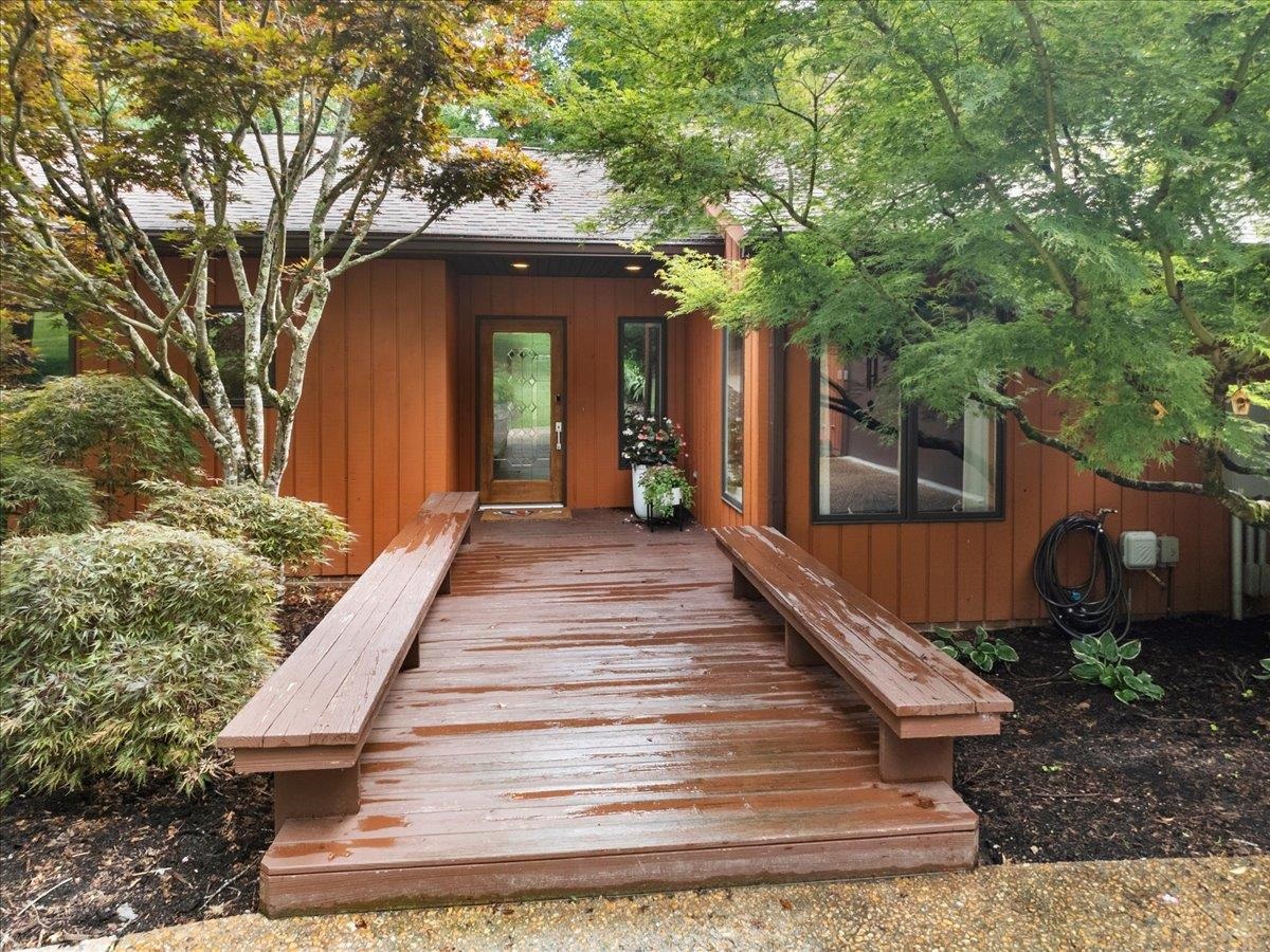 1102 Deerfield Drive Blacksburg VA 24060