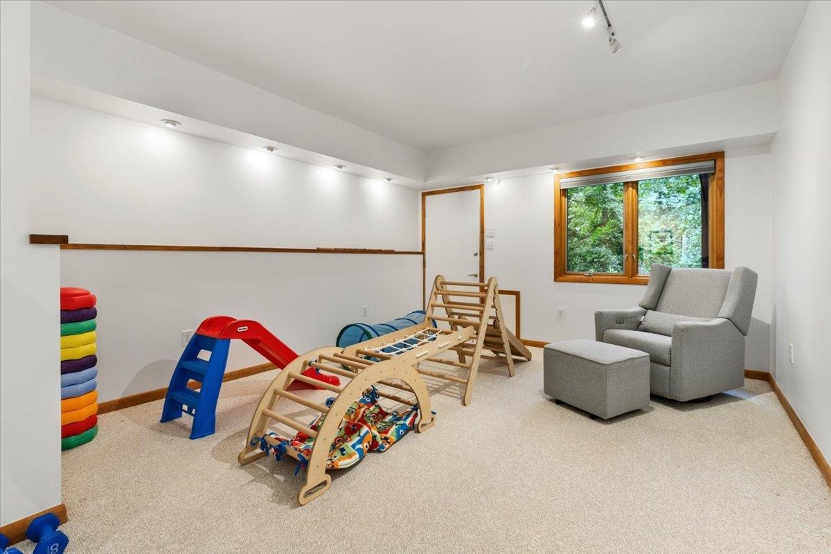 1102 Deerfield Drive Blacksburg VA 24060