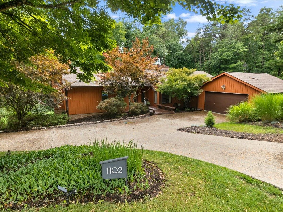 1102 Deerfield Drive Blacksburg VA 24060