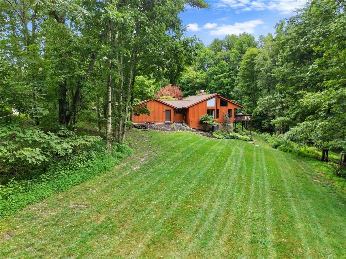 1102 Deerfield Drive Blacksburg VA 24060