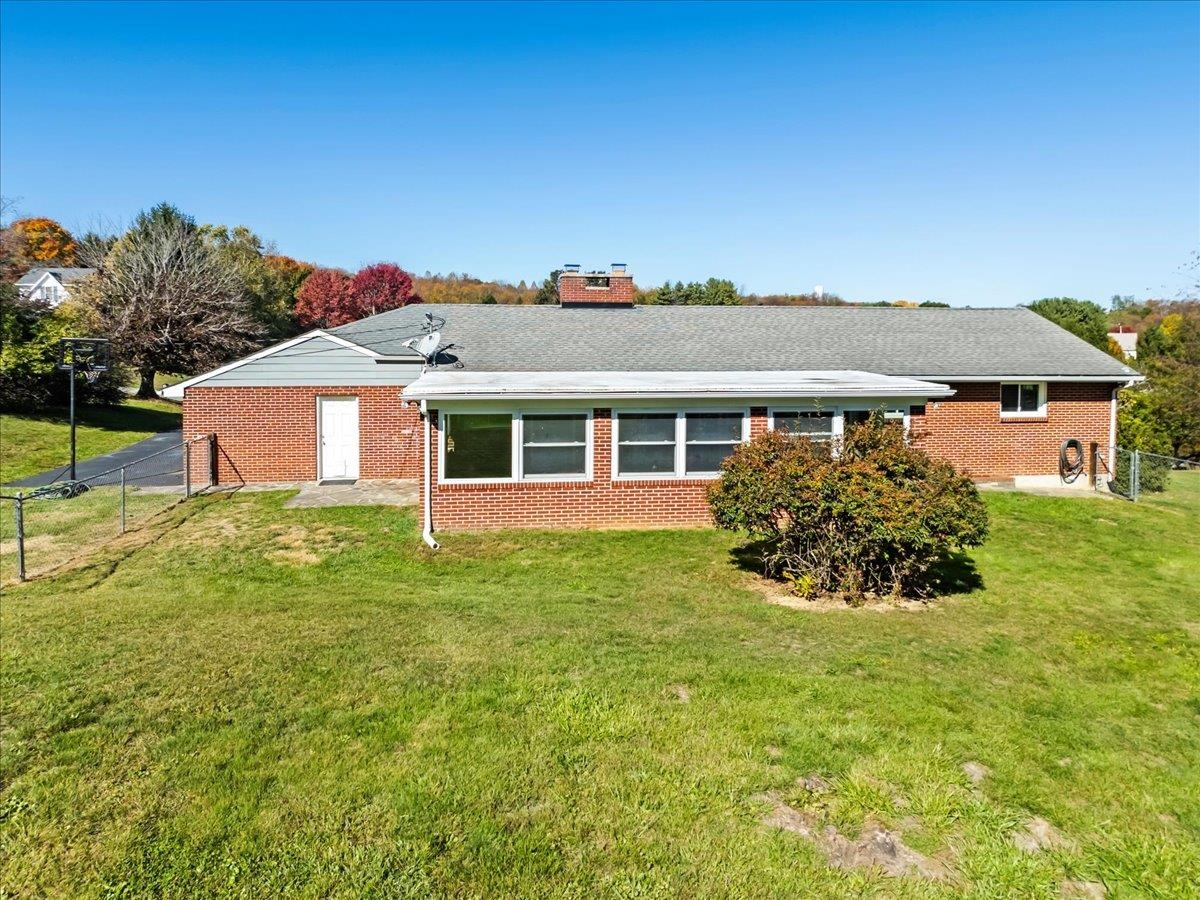 1984 Peppers Ferry Road Pulaski VA 24301