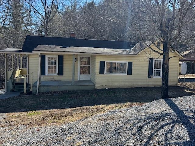 1319 Case Knife Road Pulaski VA 24301