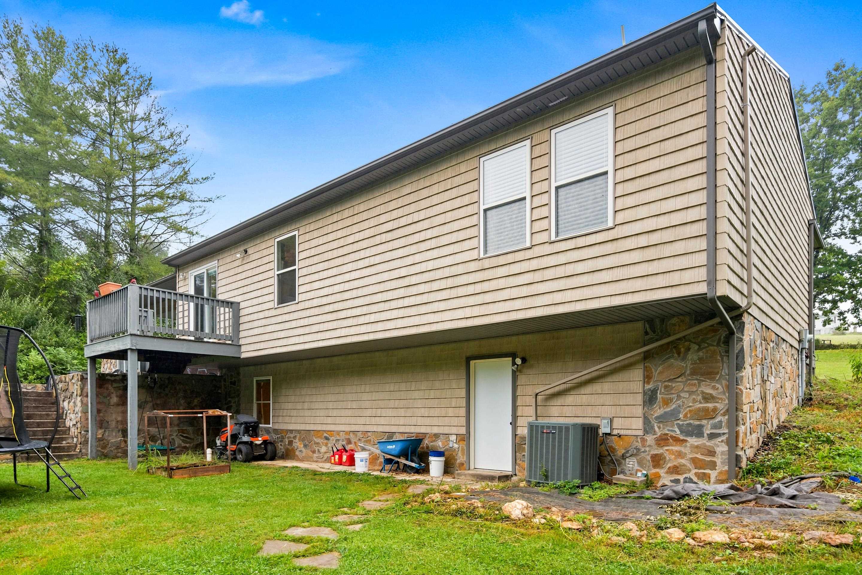 676 Dusty Rock Road NW Riner VA 24149