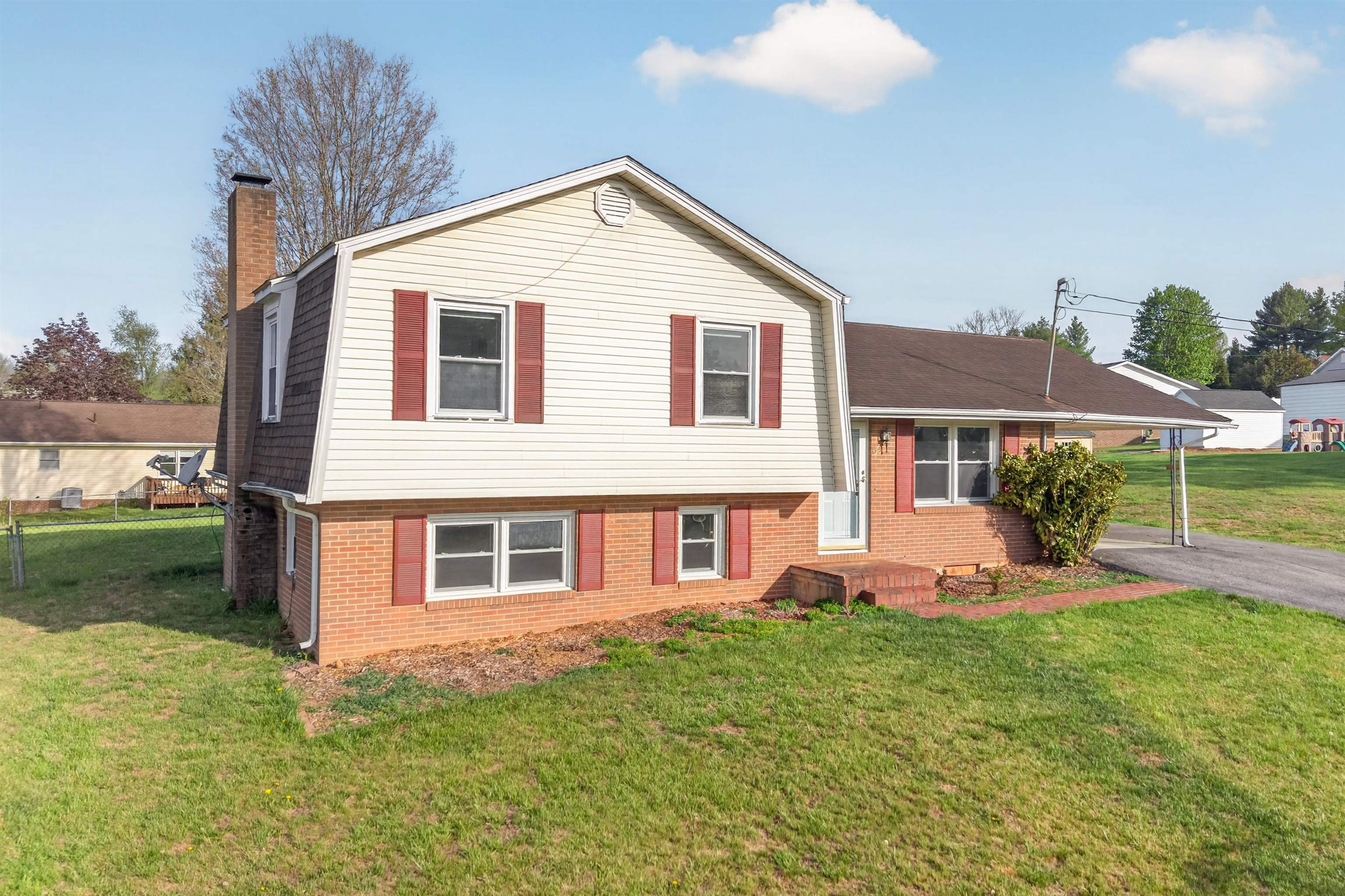 80 Meadow Drive Christiansburg VA 24073