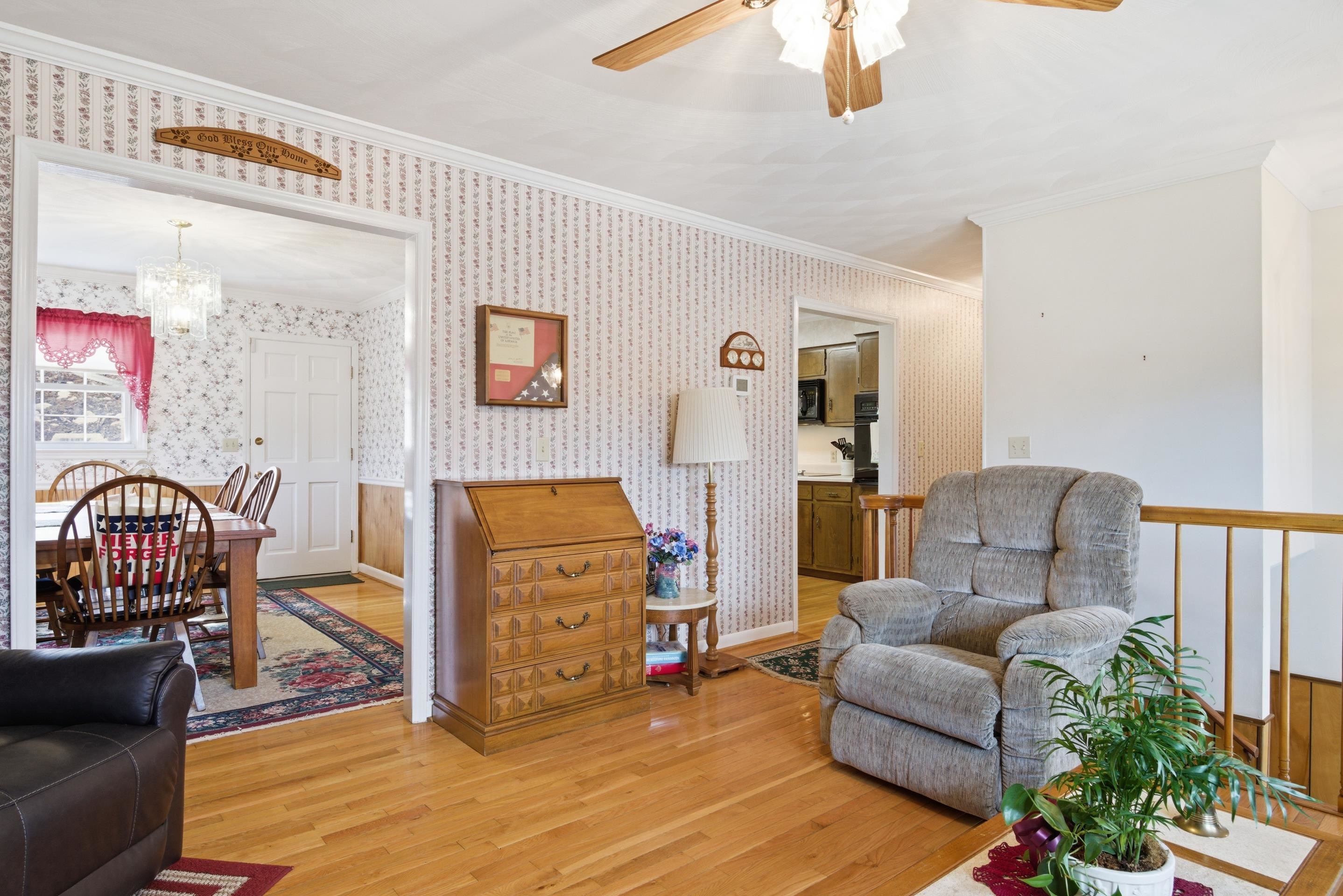 5725 Graysontown Road Radford VA 24141