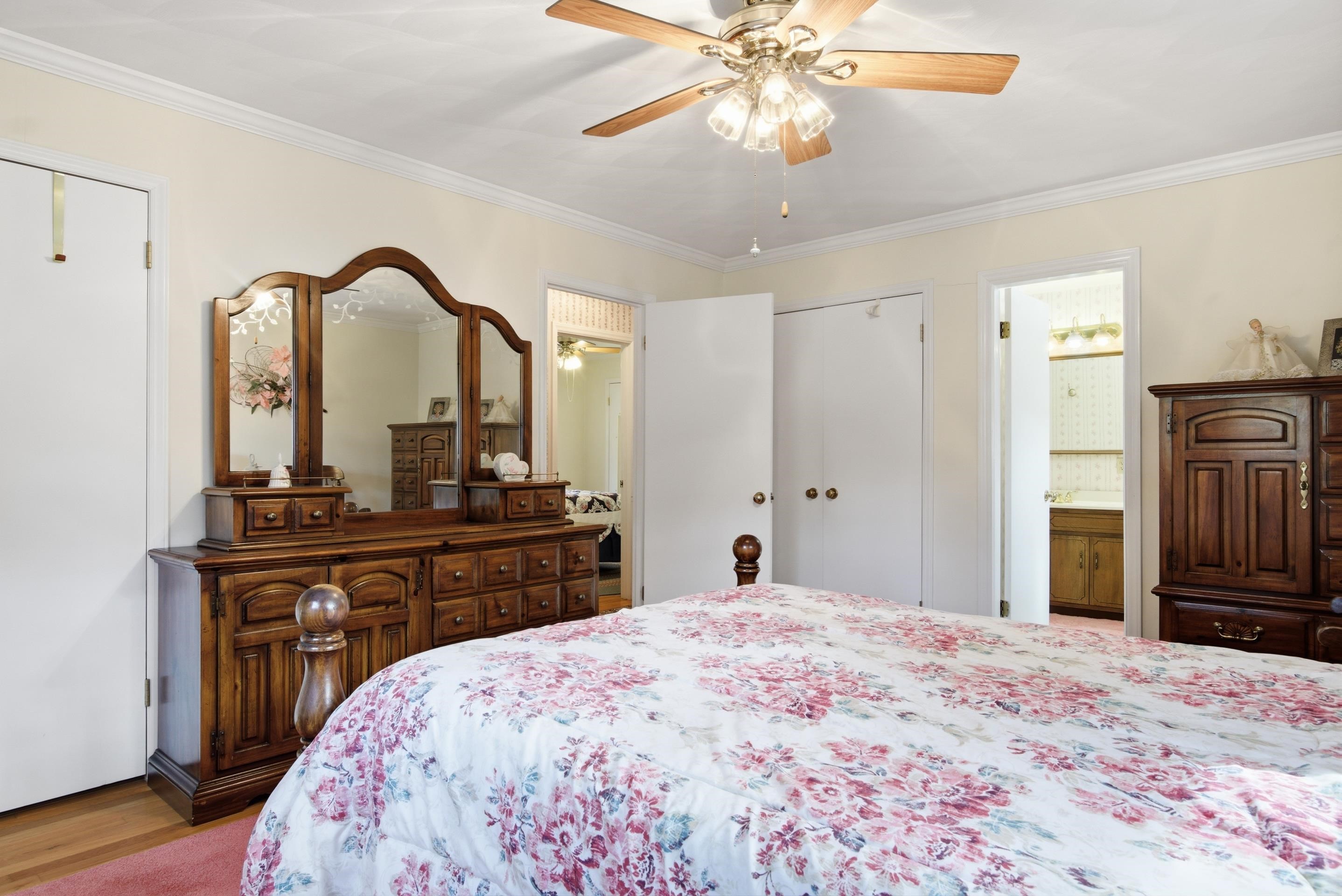 5725 Graysontown Road Radford VA 24141