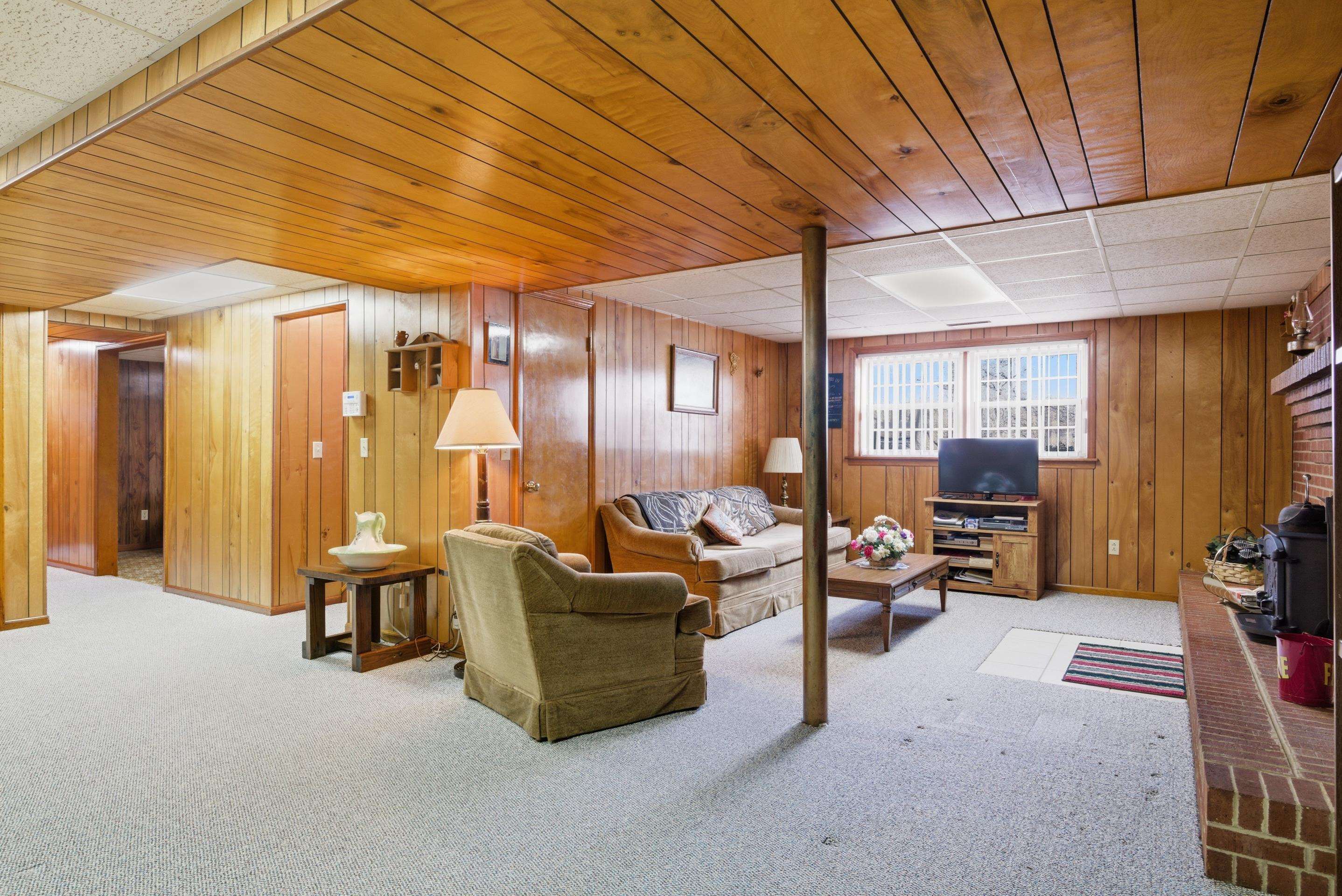 5725 Graysontown Road Radford VA 24141