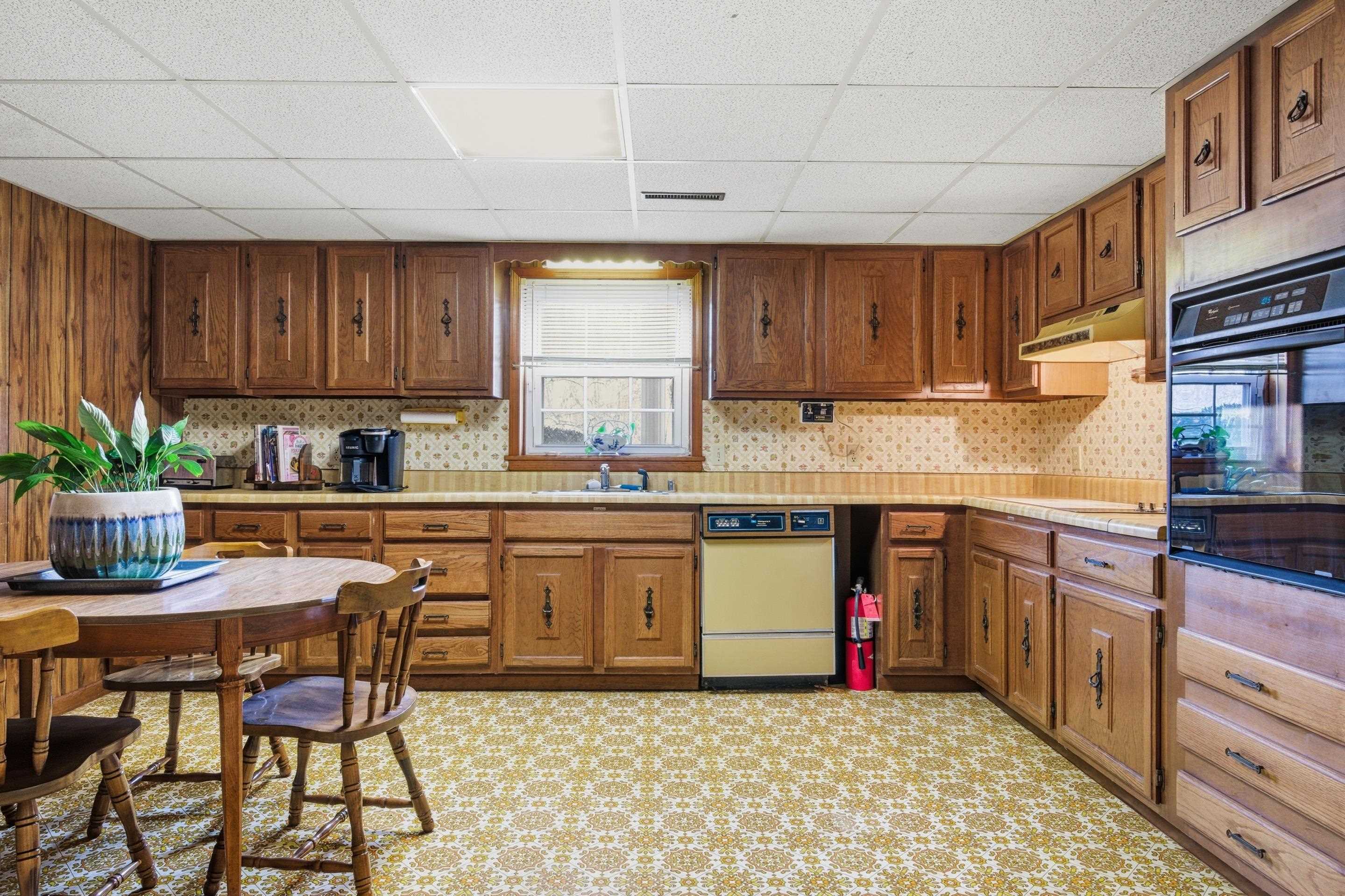 5725 Graysontown Road Radford VA 24141