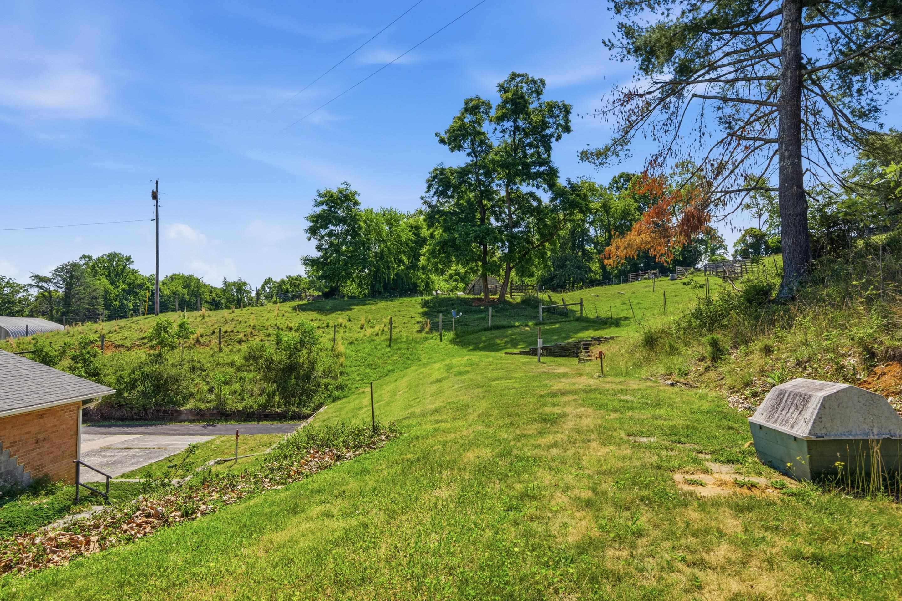 5725 Graysontown Road Radford VA 24141