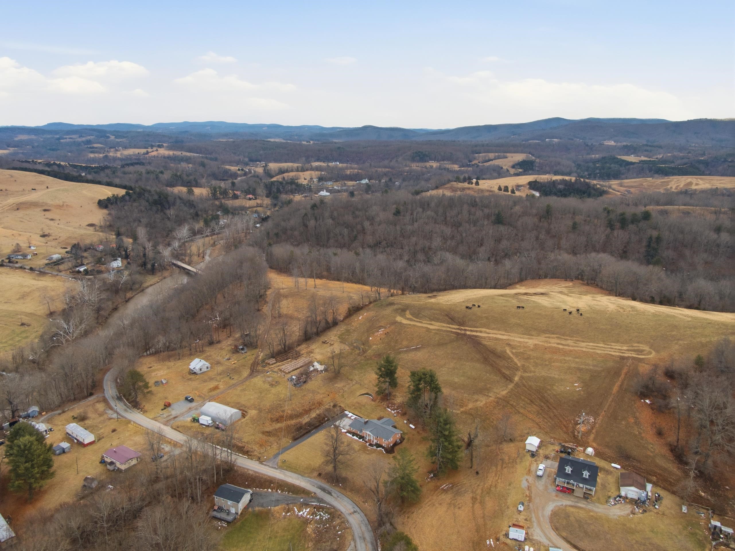 5725 Graysontown Road Radford VA 24141