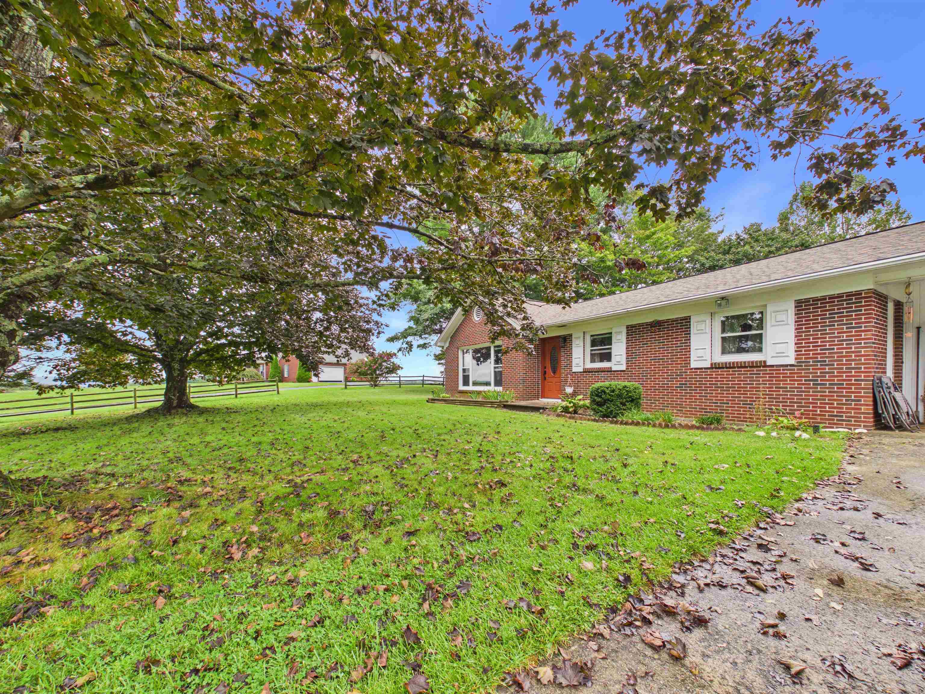 490 Oak Grove Road Austinville VA 24312