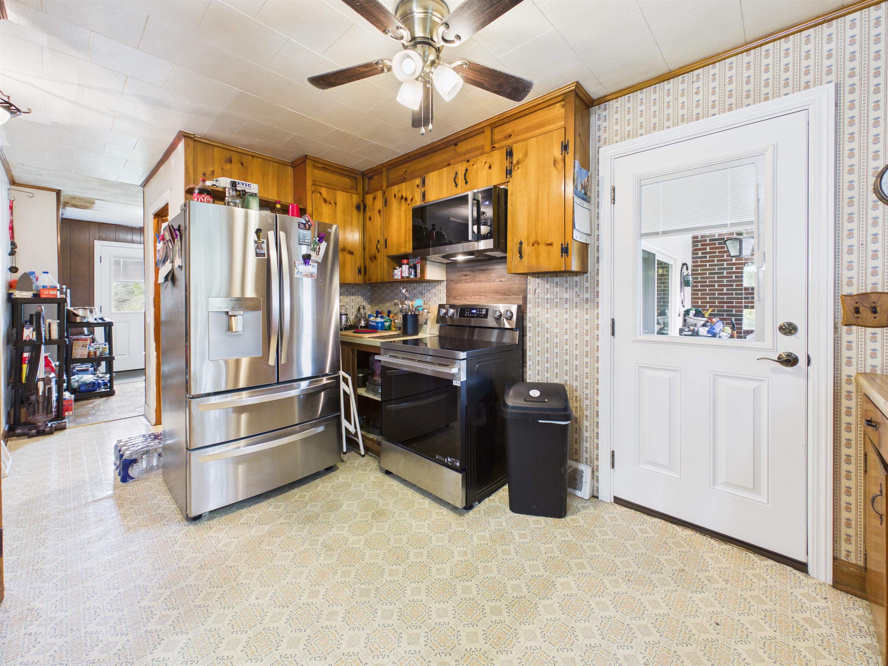490 Oak Grove Road Austinville VA 24312