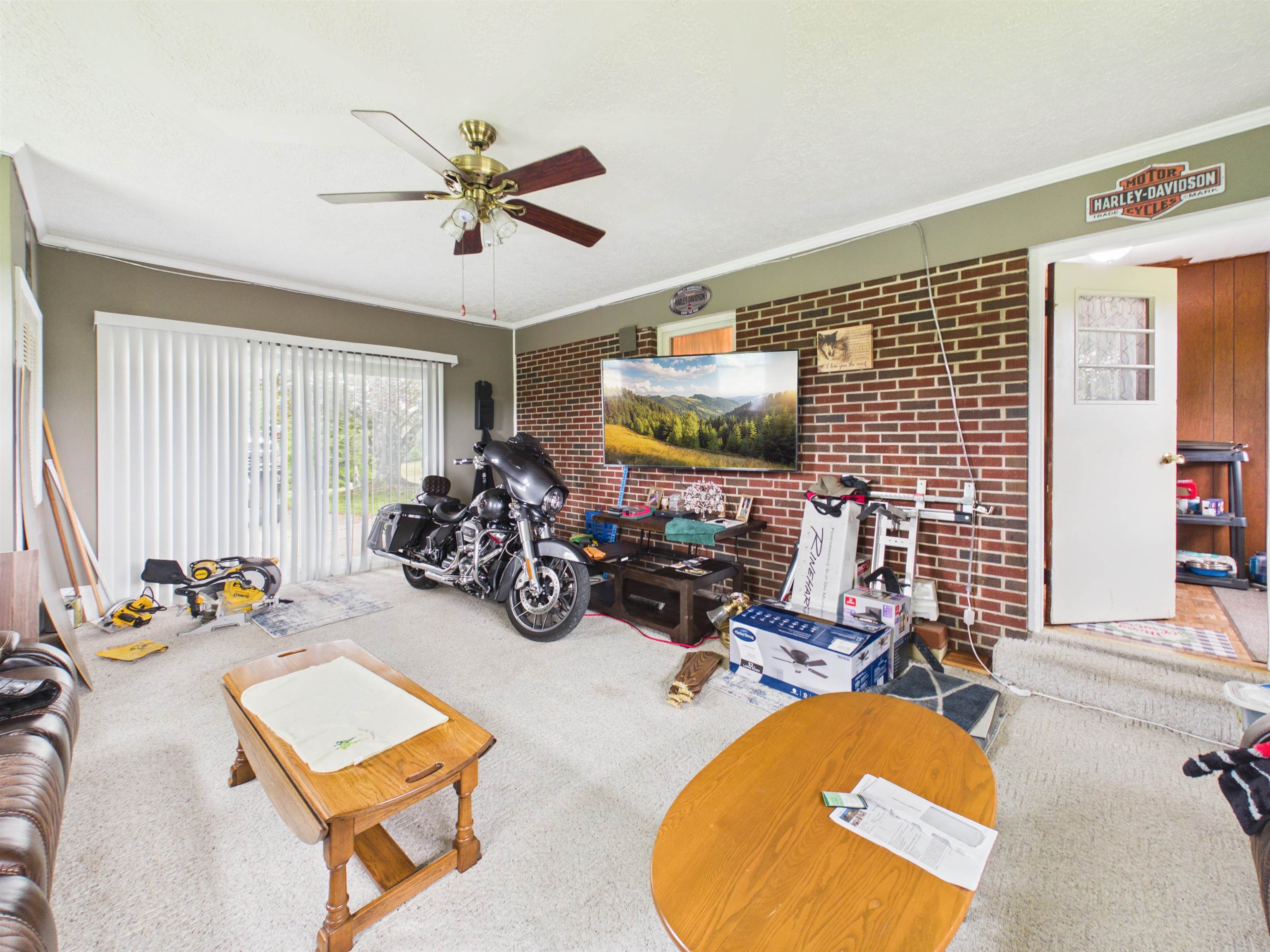 490 Oak Grove Road Austinville VA 24312