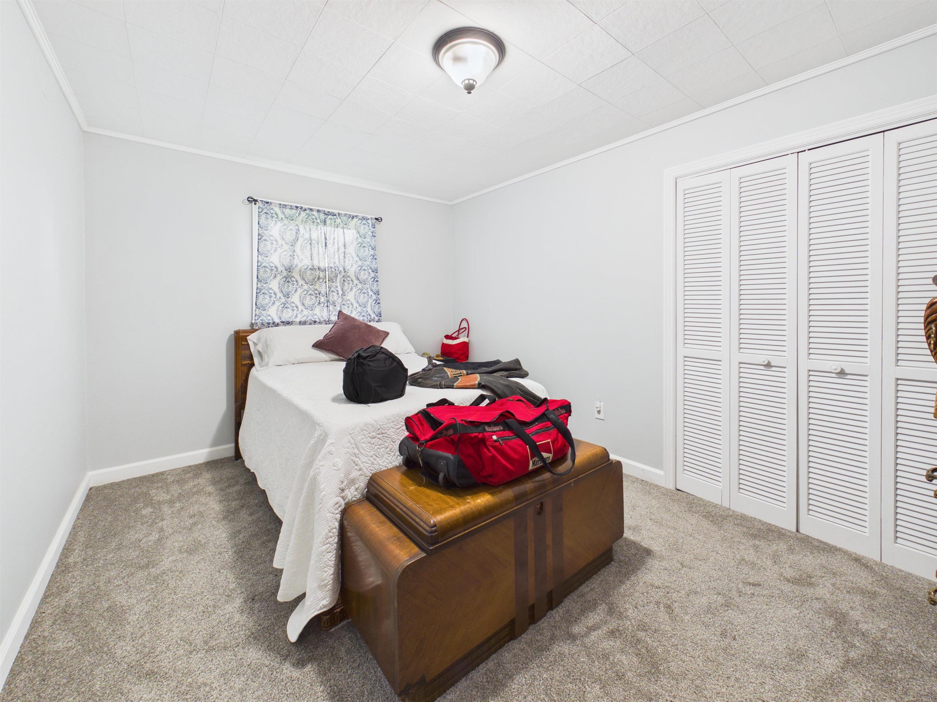 490 Oak Grove Road Austinville VA 24312