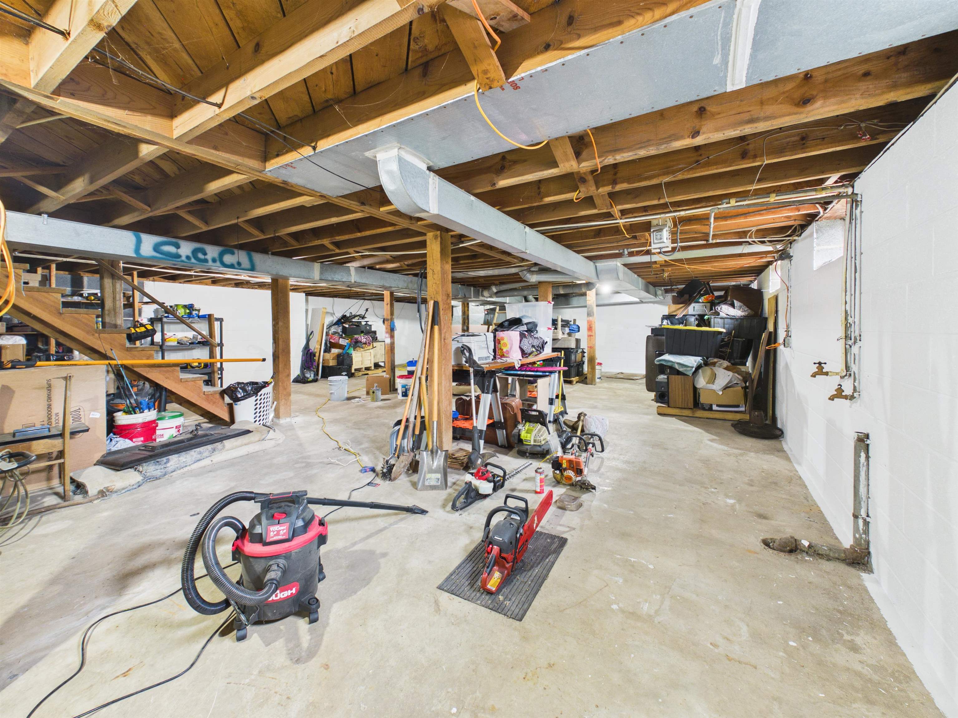 490 Oak Grove Road Austinville VA 24312