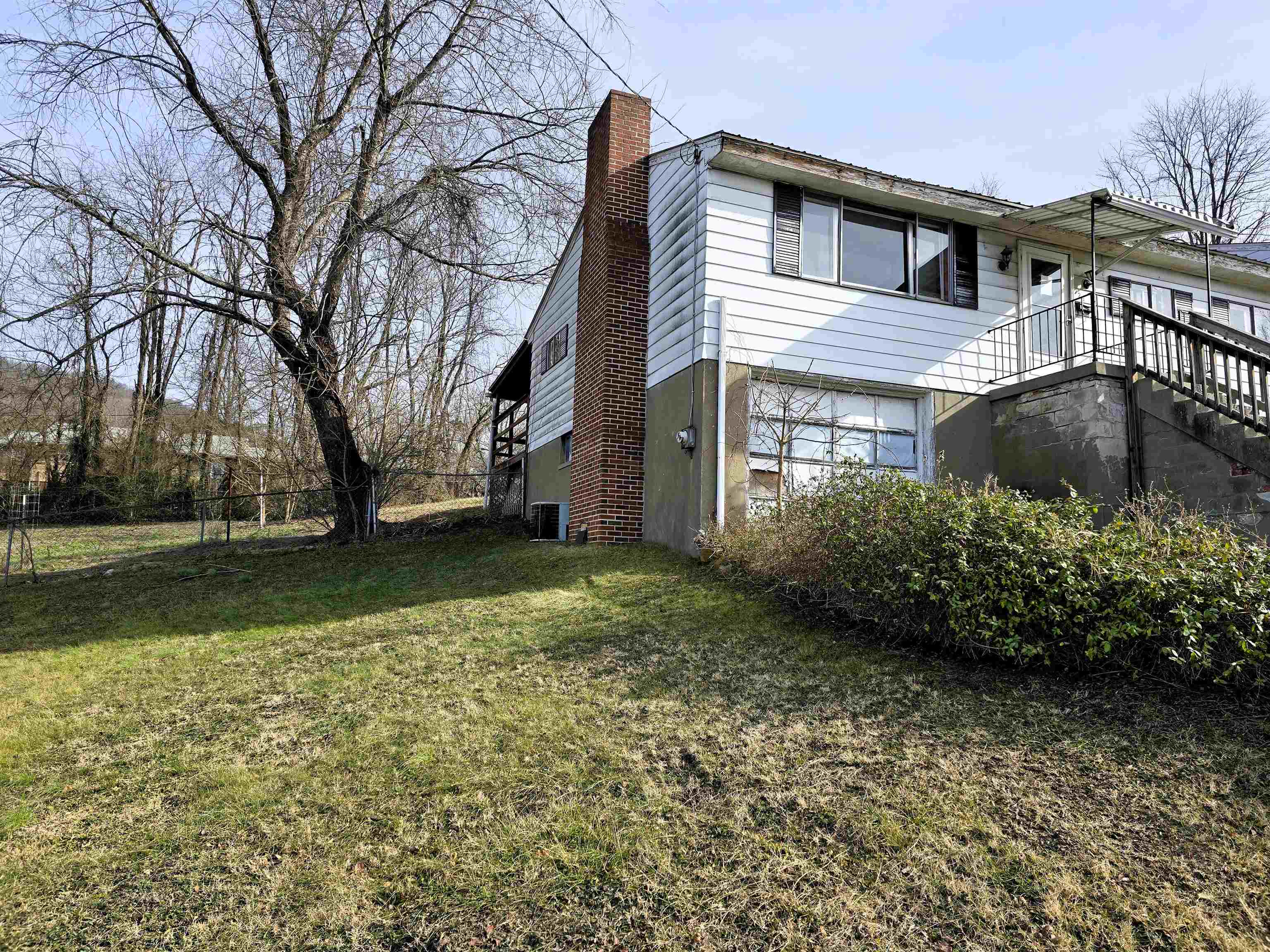 723 N Greenbrier Avenue Covington VA 24426