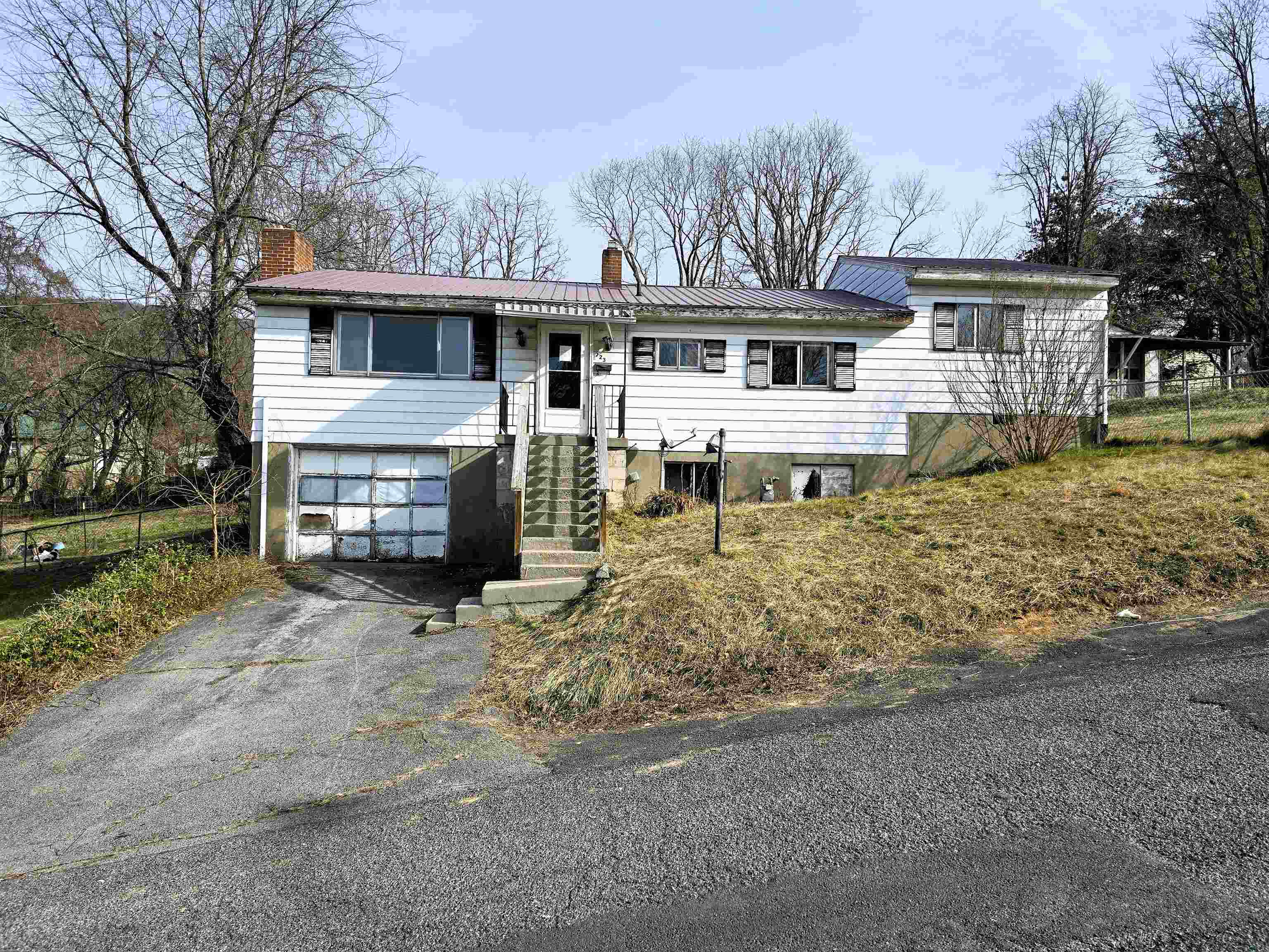 723 N Greenbrier Avenue Covington VA 24426