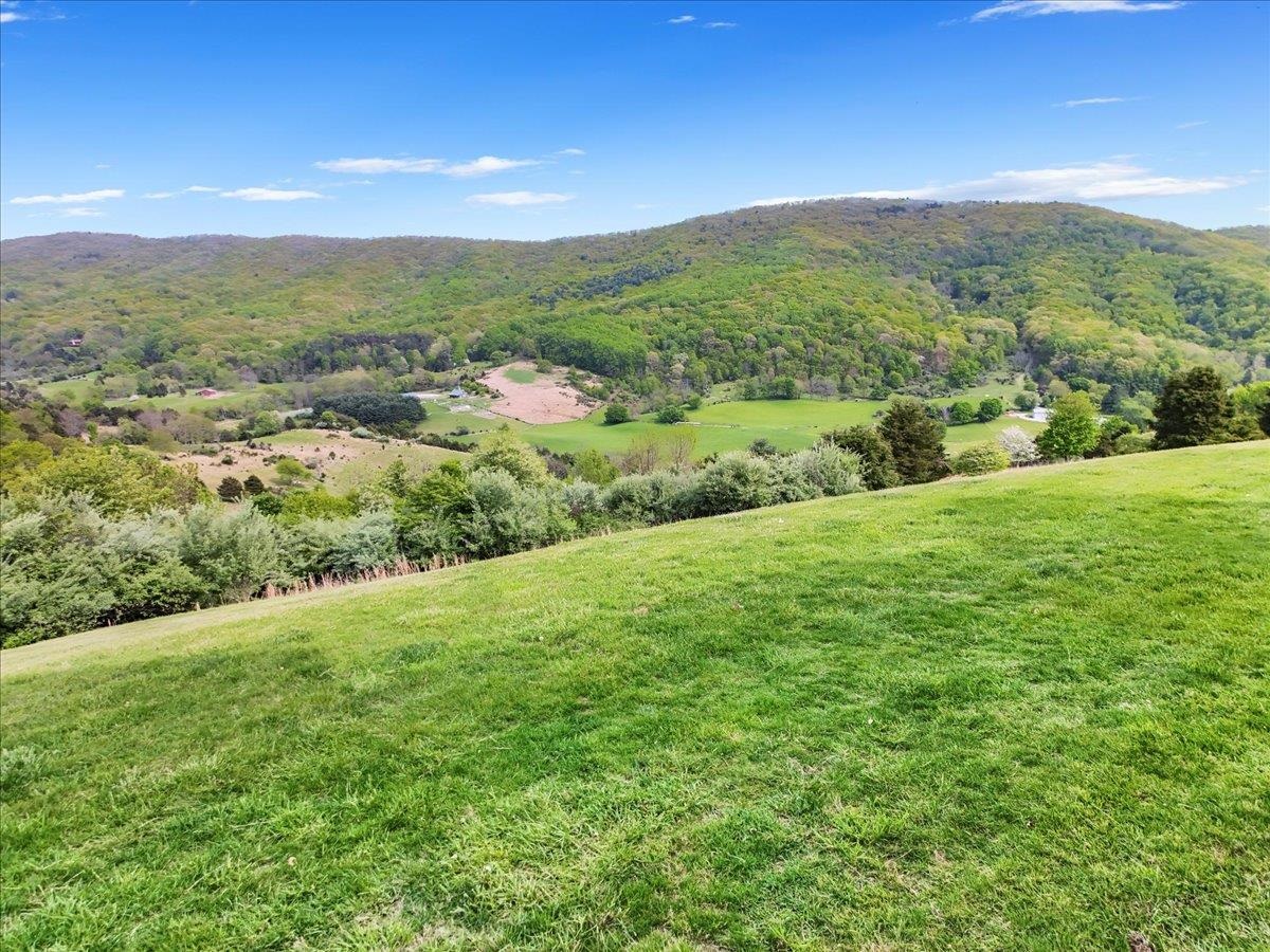 280 Serenity Place Newport VA 24128