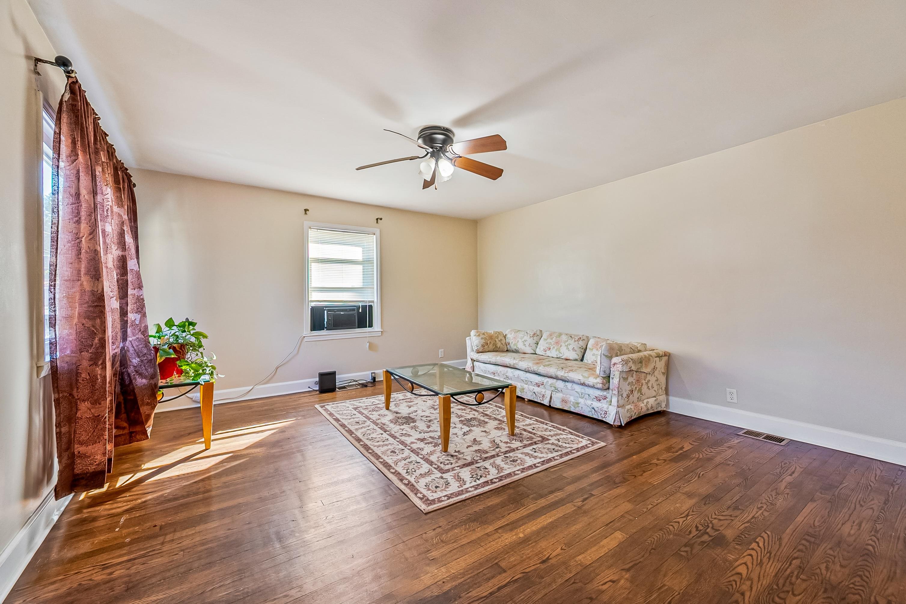 900 College Street Narrows VA 24124