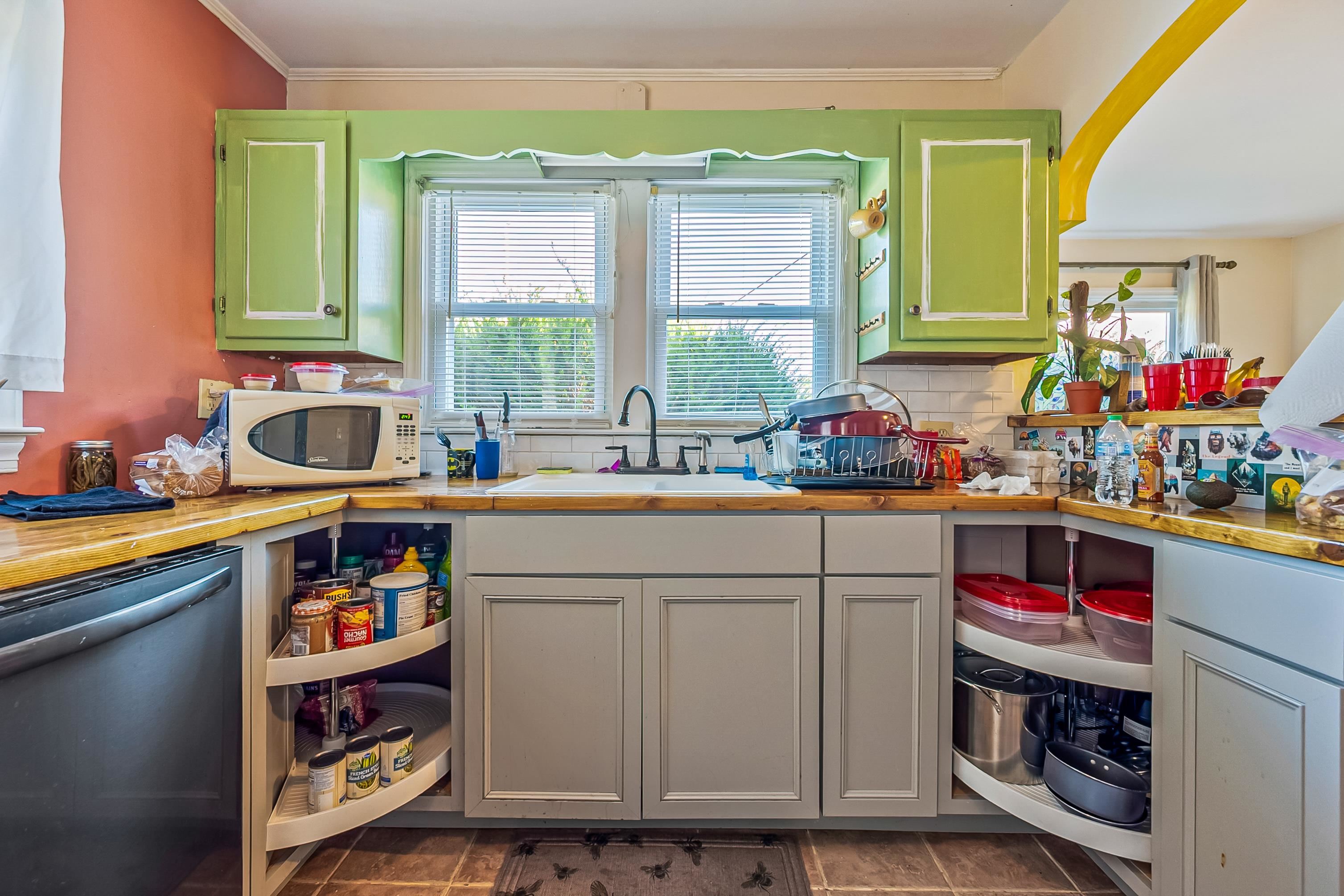 900 College Street Narrows VA 24124