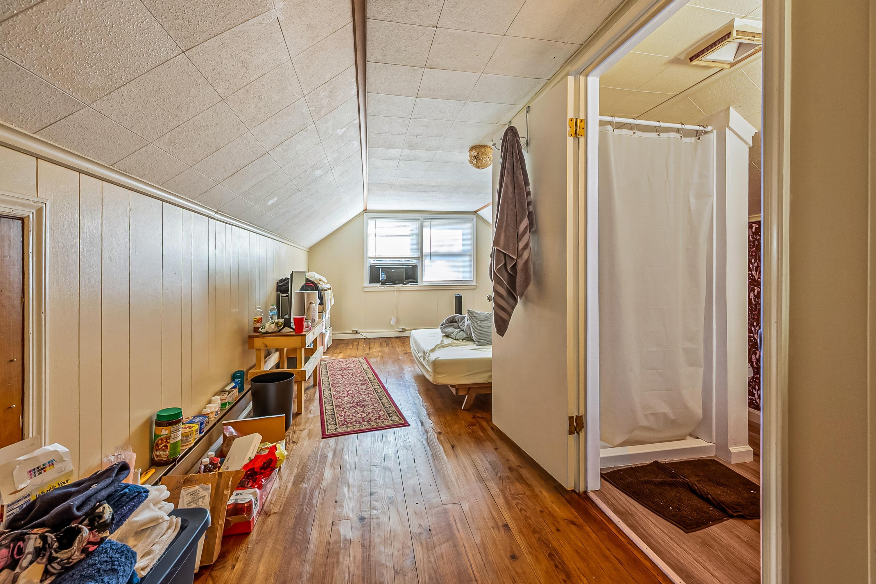 900 College Street Narrows VA 24124