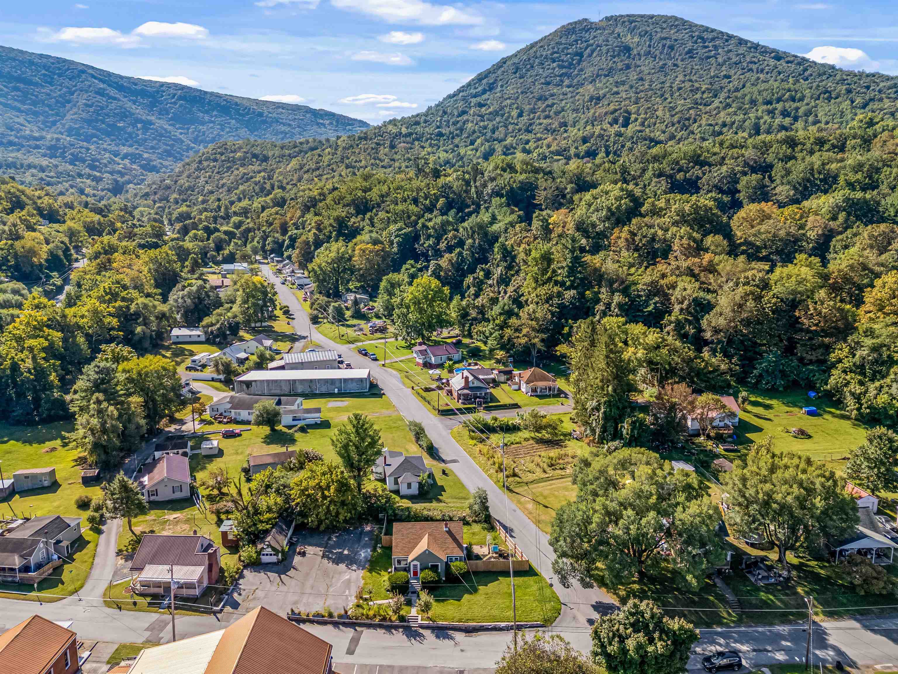 900 College Street Narrows VA 24124