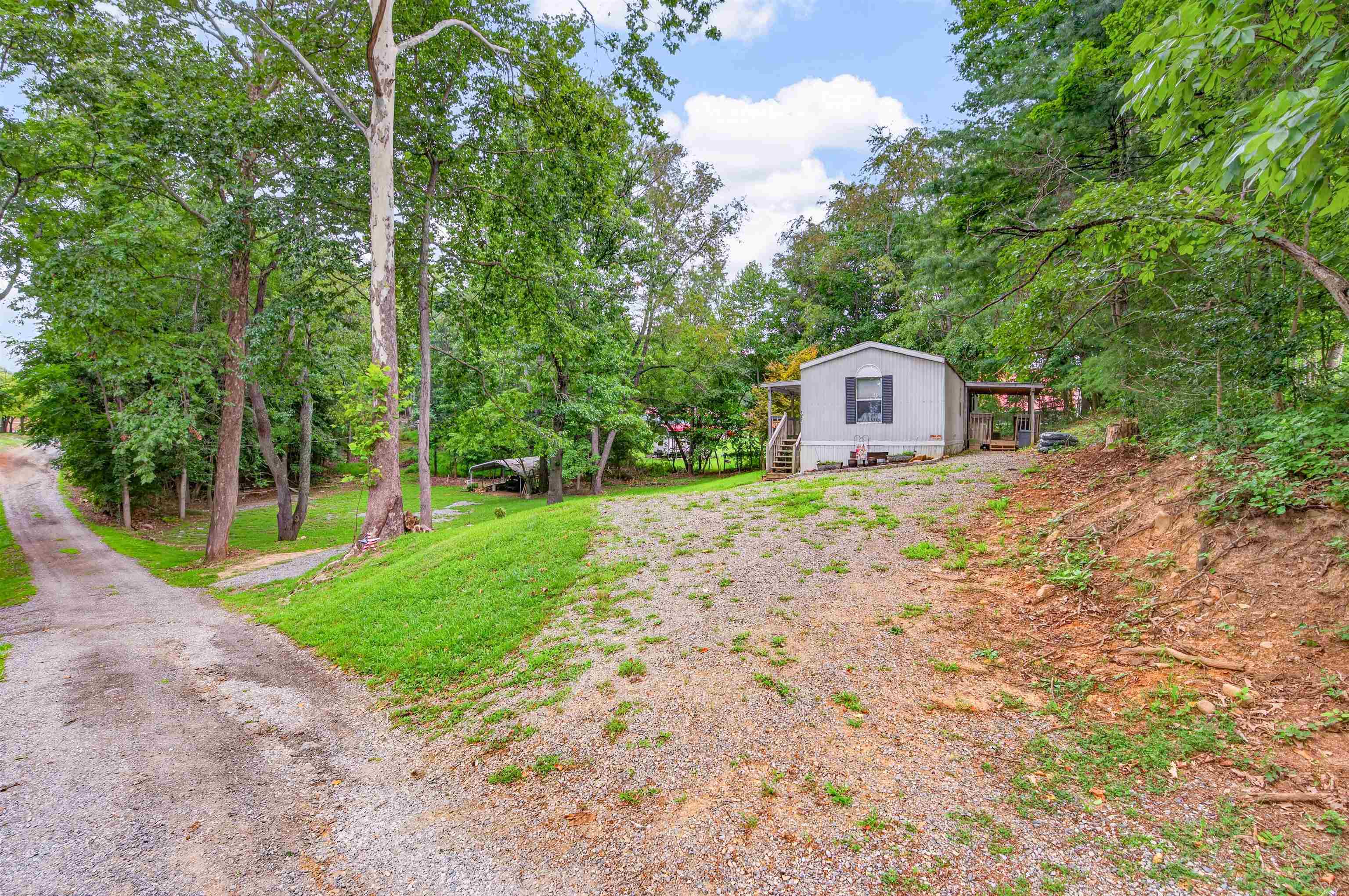 7057 Waterview Lane Radford VA 24141