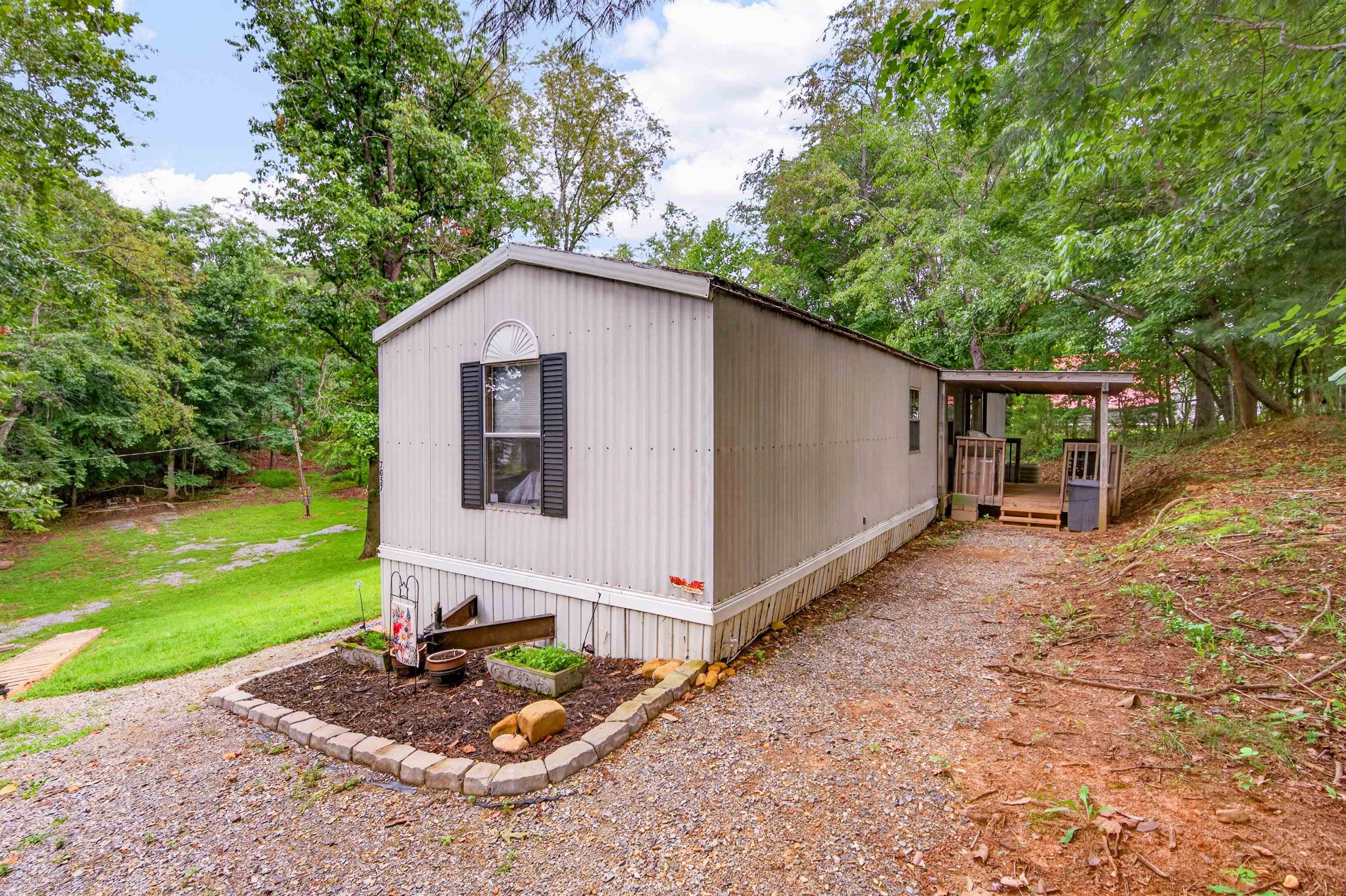 7057 Waterview Lane Radford VA 24141