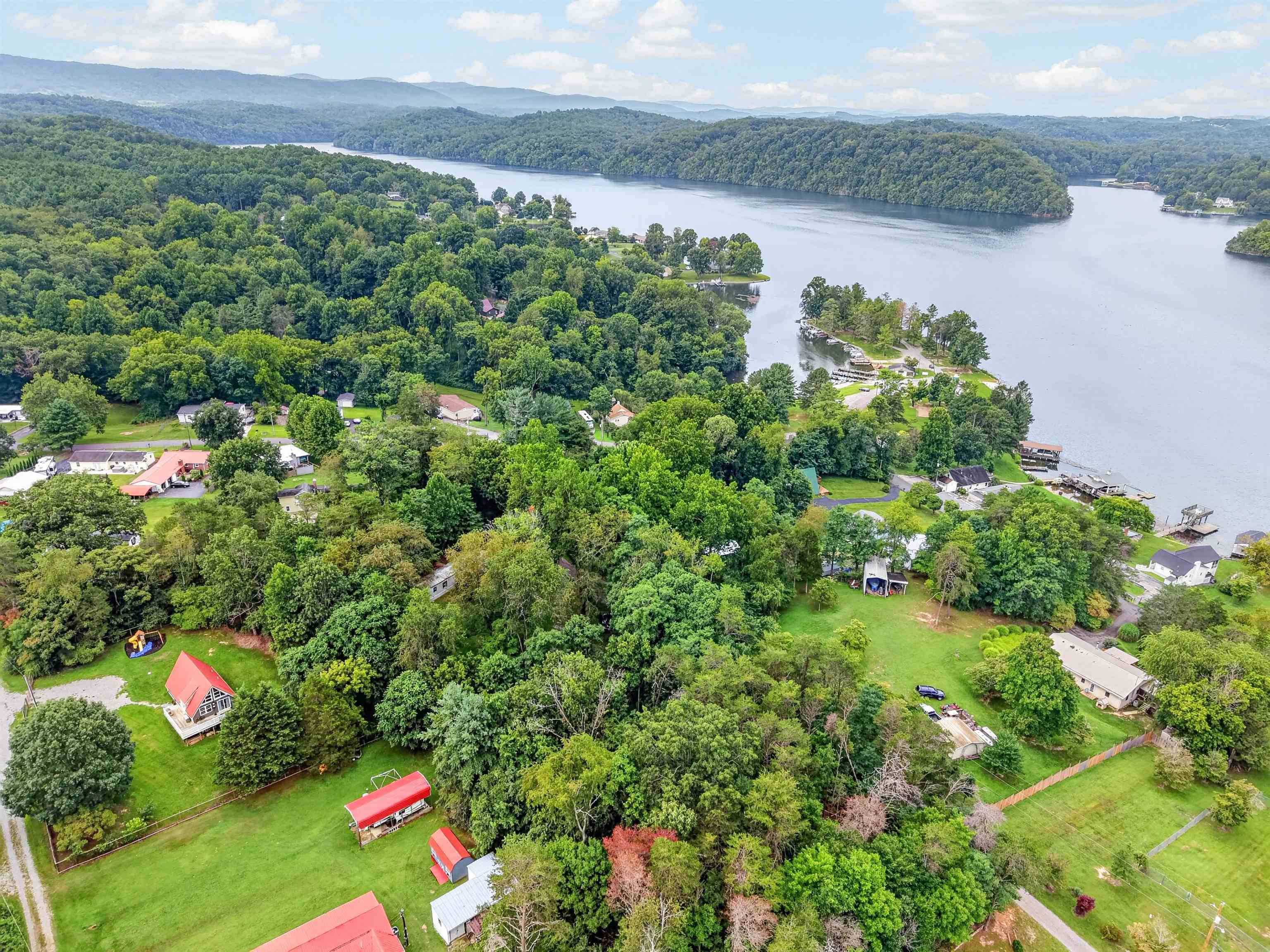 7057 Waterview Lane Radford VA 24141