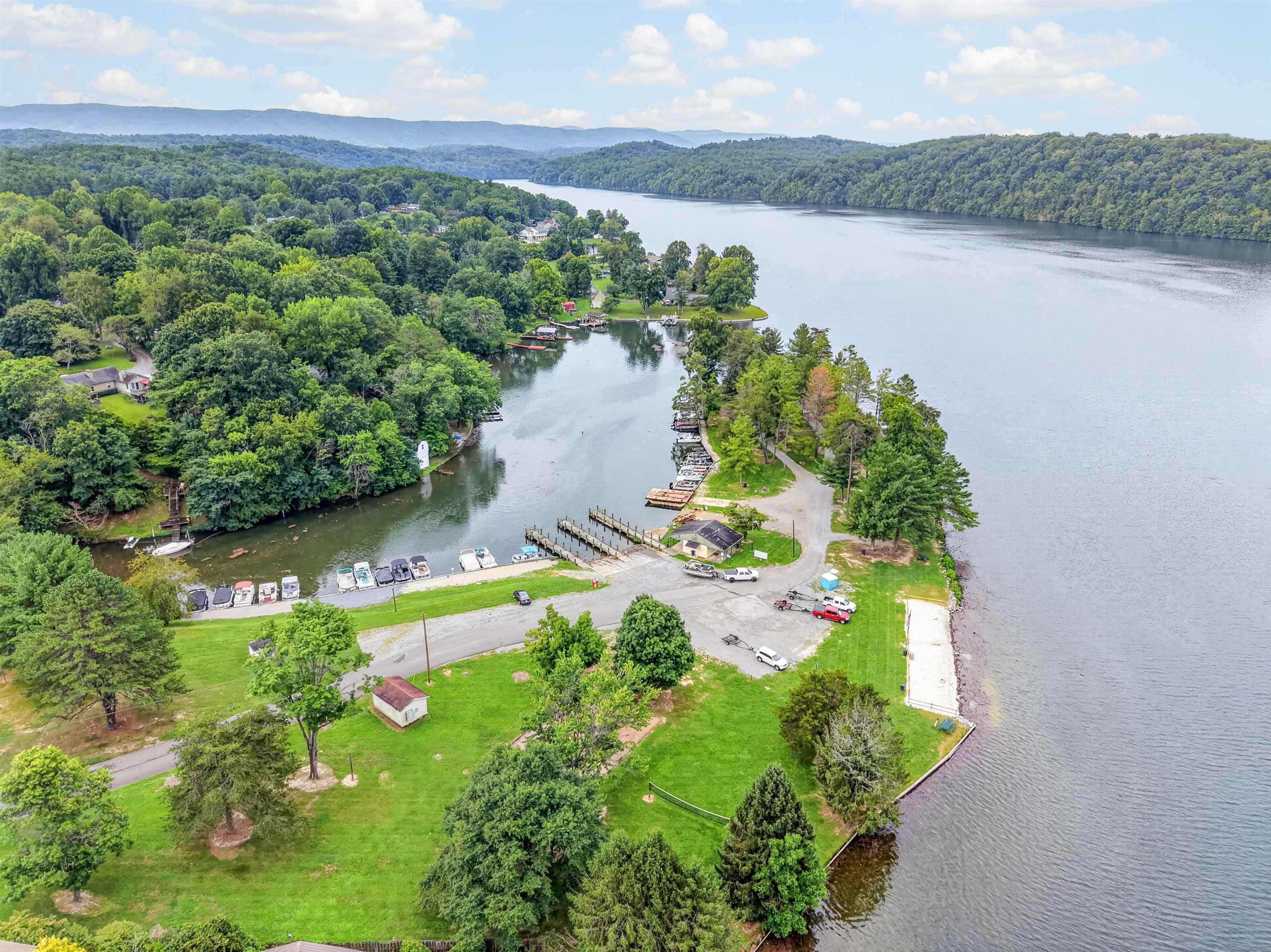 7057 Waterview Lane Radford VA 24141