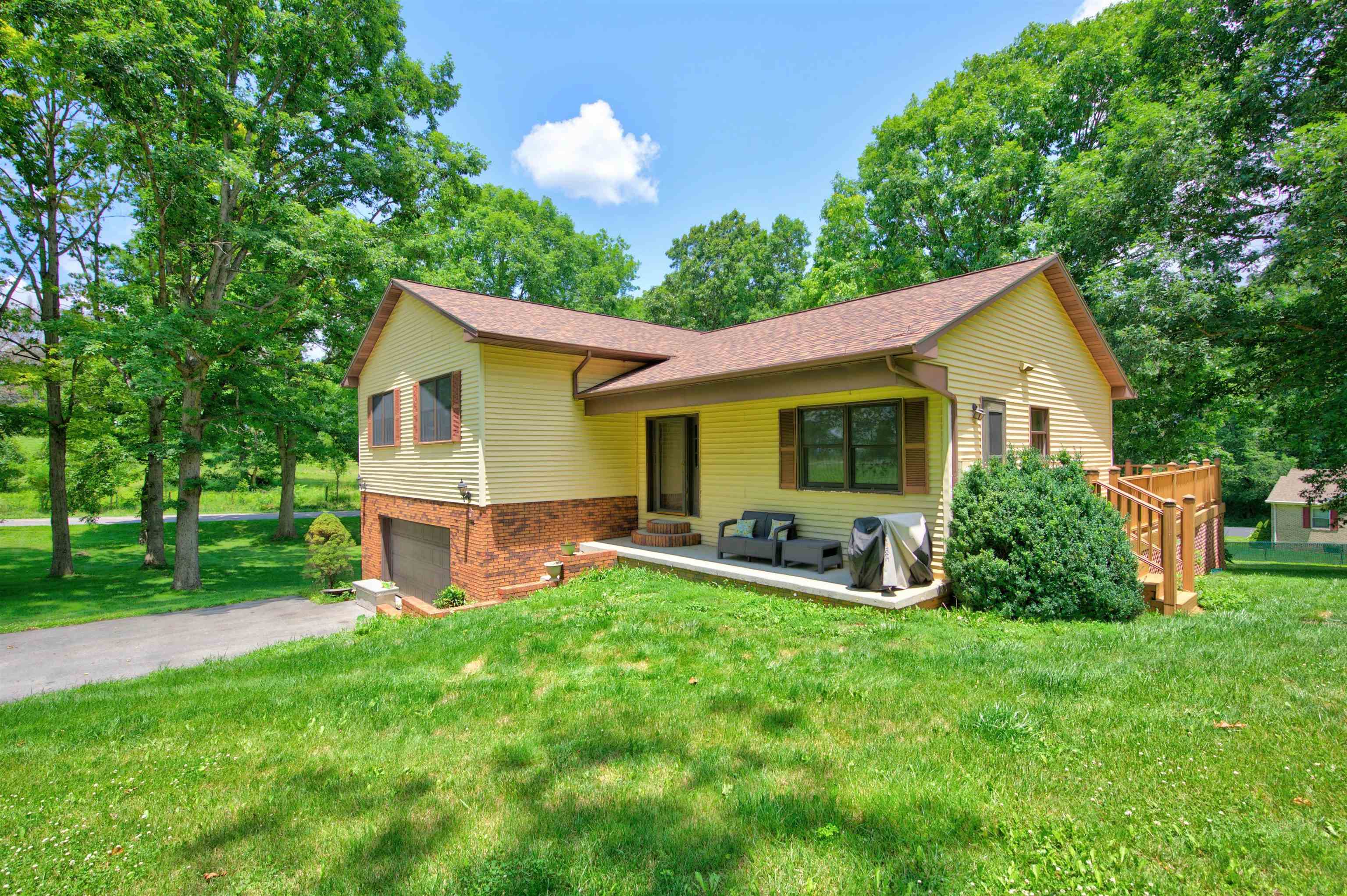 118 Phillipi Road Rural Retreat VA 24368
