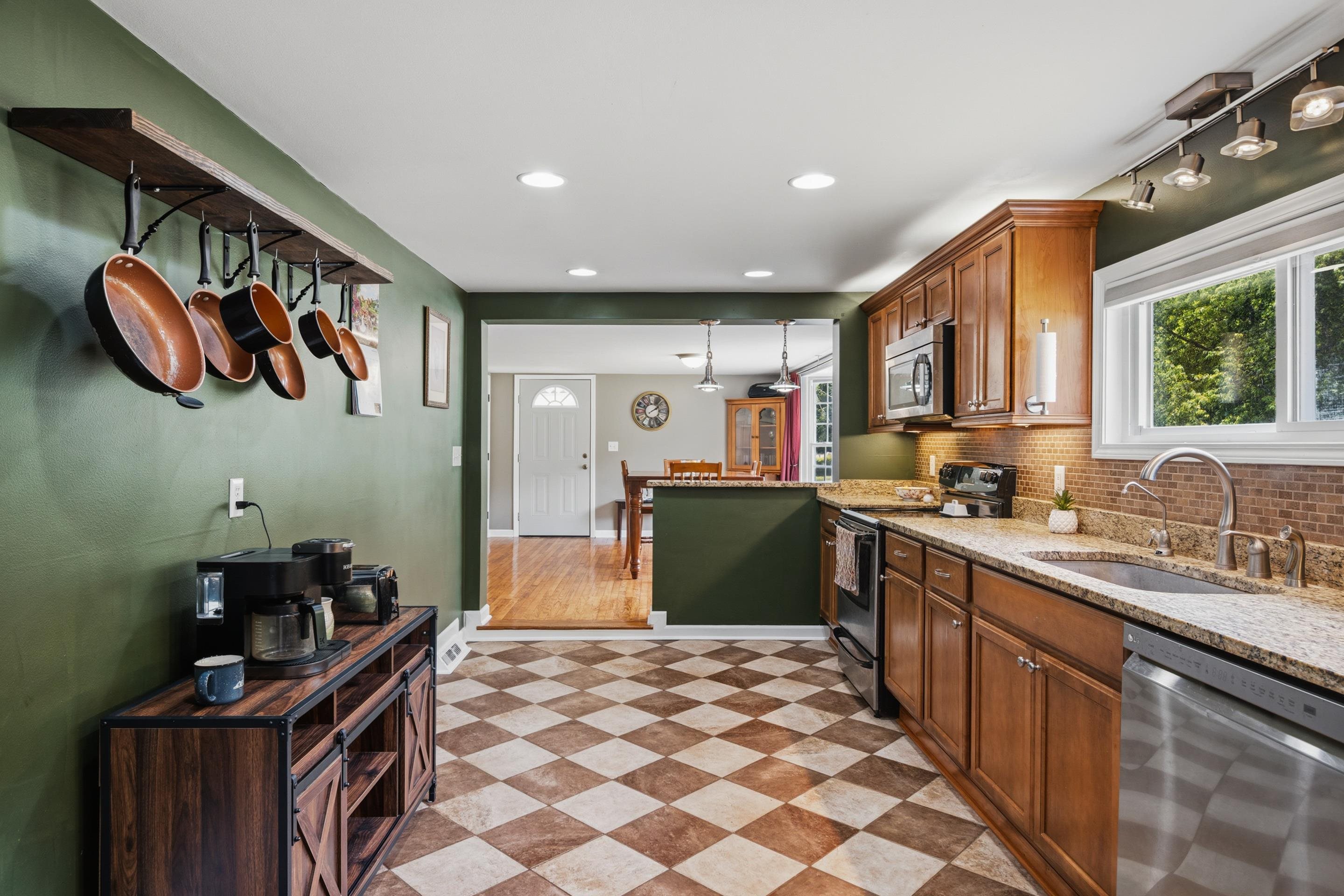6734 Blacksburg Road Catawba VA 24070