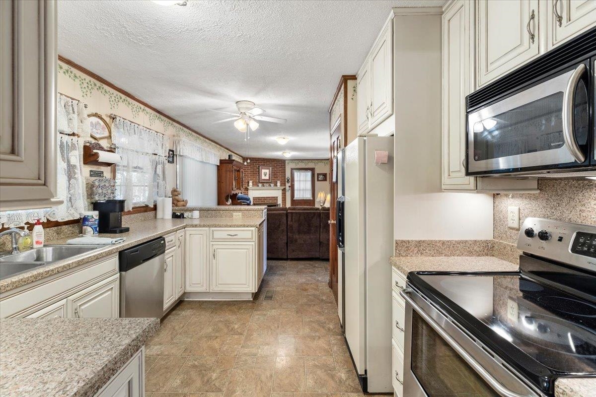 108 Williams Avenue Radford VA 24141