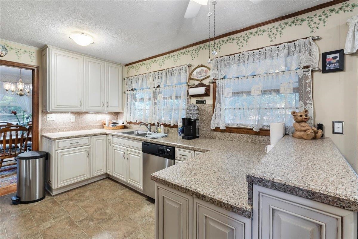 108 Williams Avenue Radford VA 24141