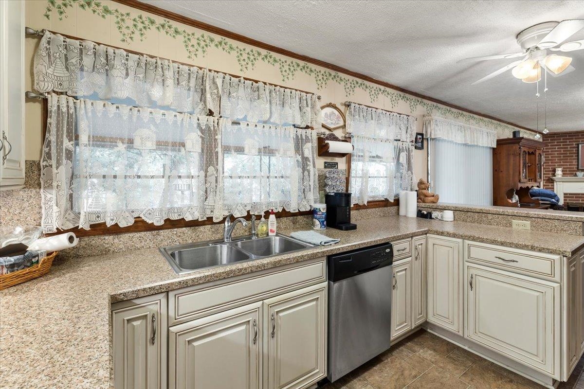 108 Williams Avenue Radford VA 24141